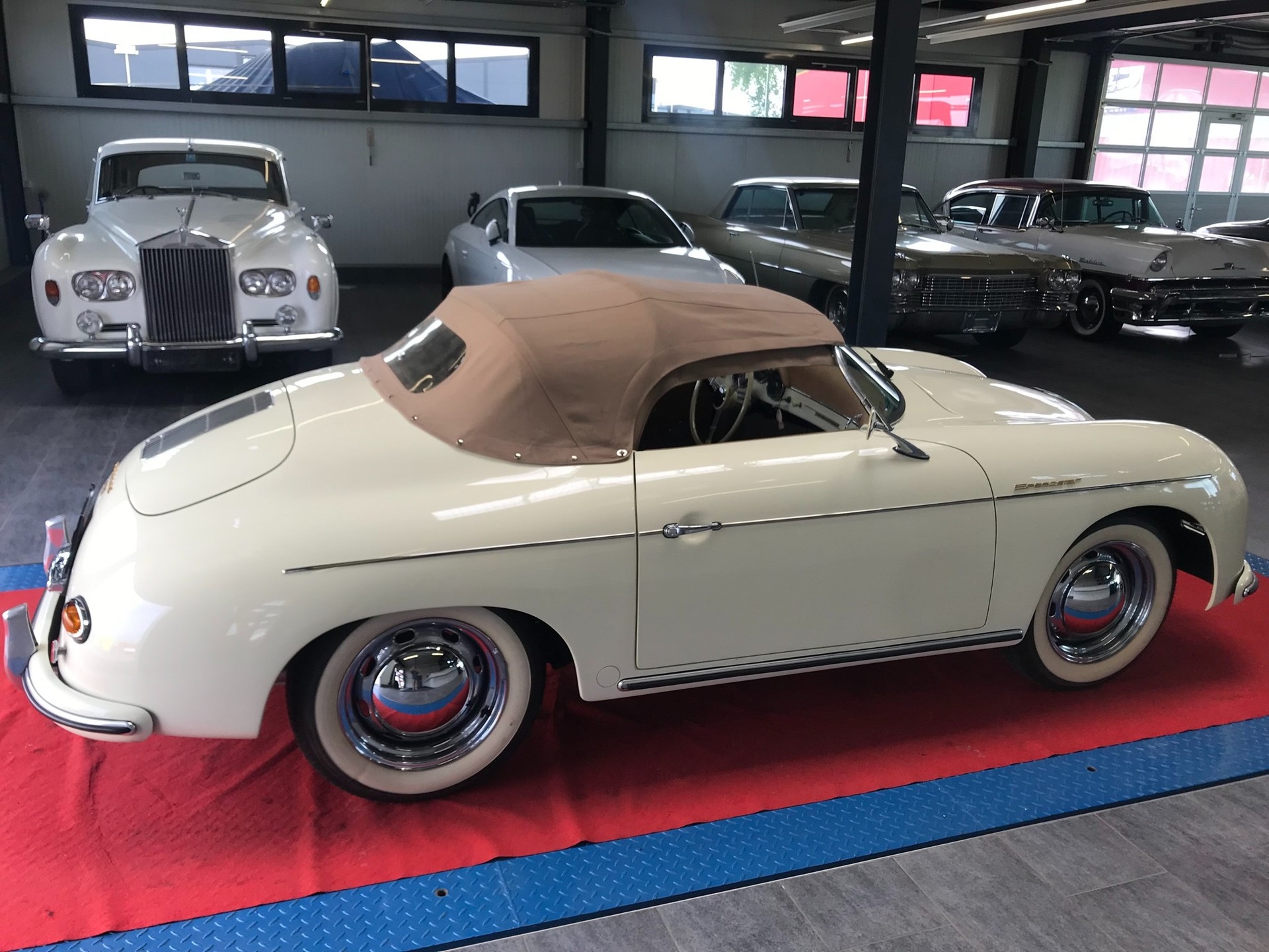 PORSCHE 356 Speedster Replica-image-6