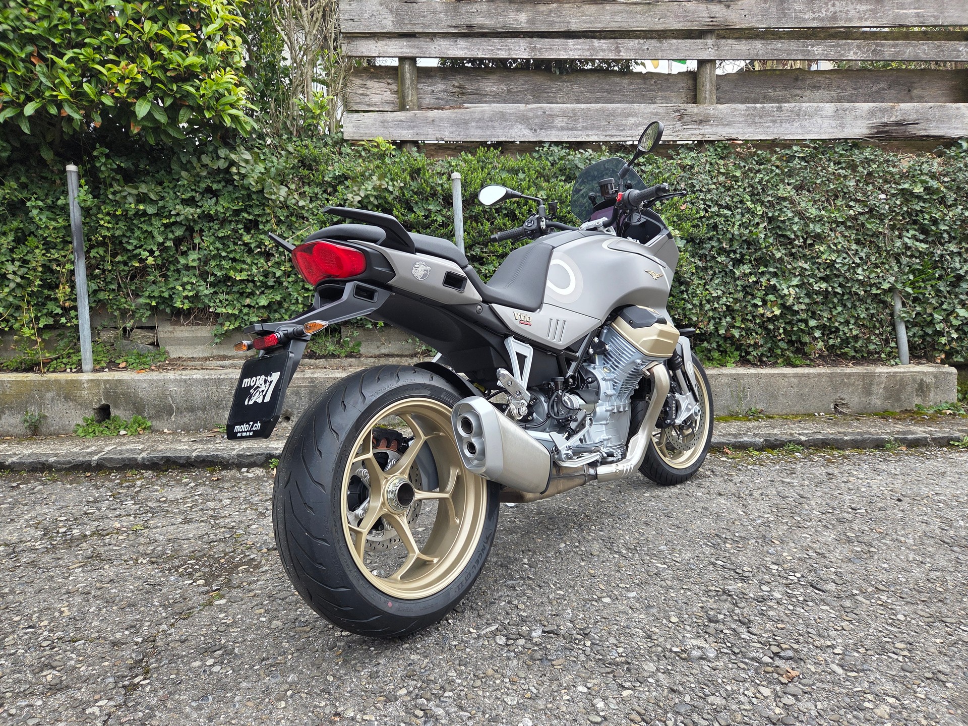 MOTO GUZZI V100 Mandello Aviazione Navale-image-2