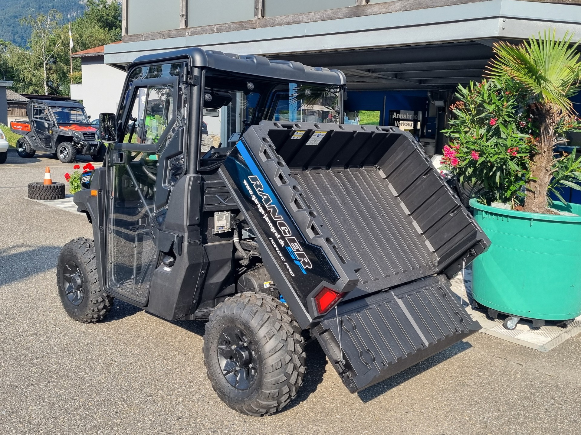 POLARIS XP NORDIC 570 4X4-image-3