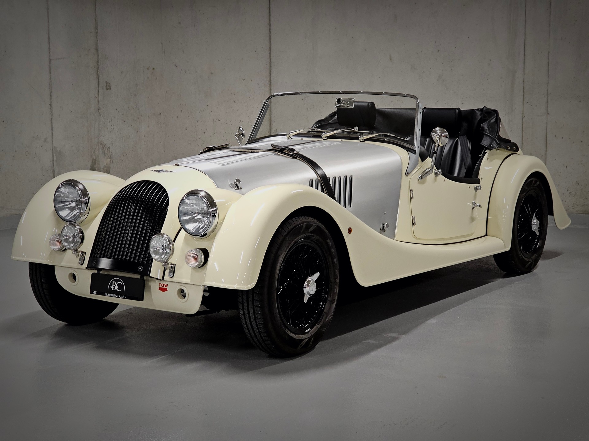 MORGAN 4/4 1.6 Sport-showroom-element-3