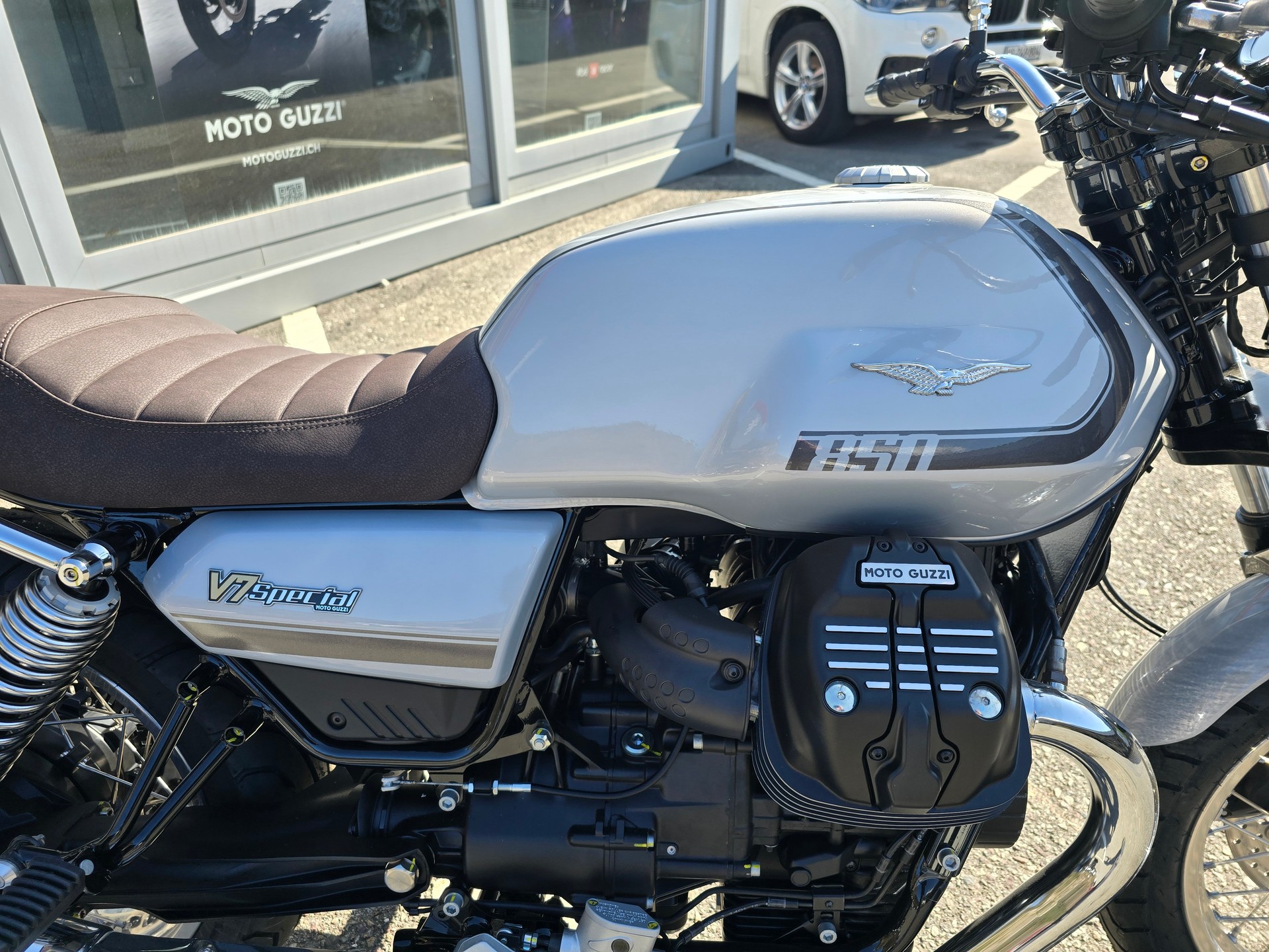 MOTO GUZZI V7 IV 850 Special-image-2