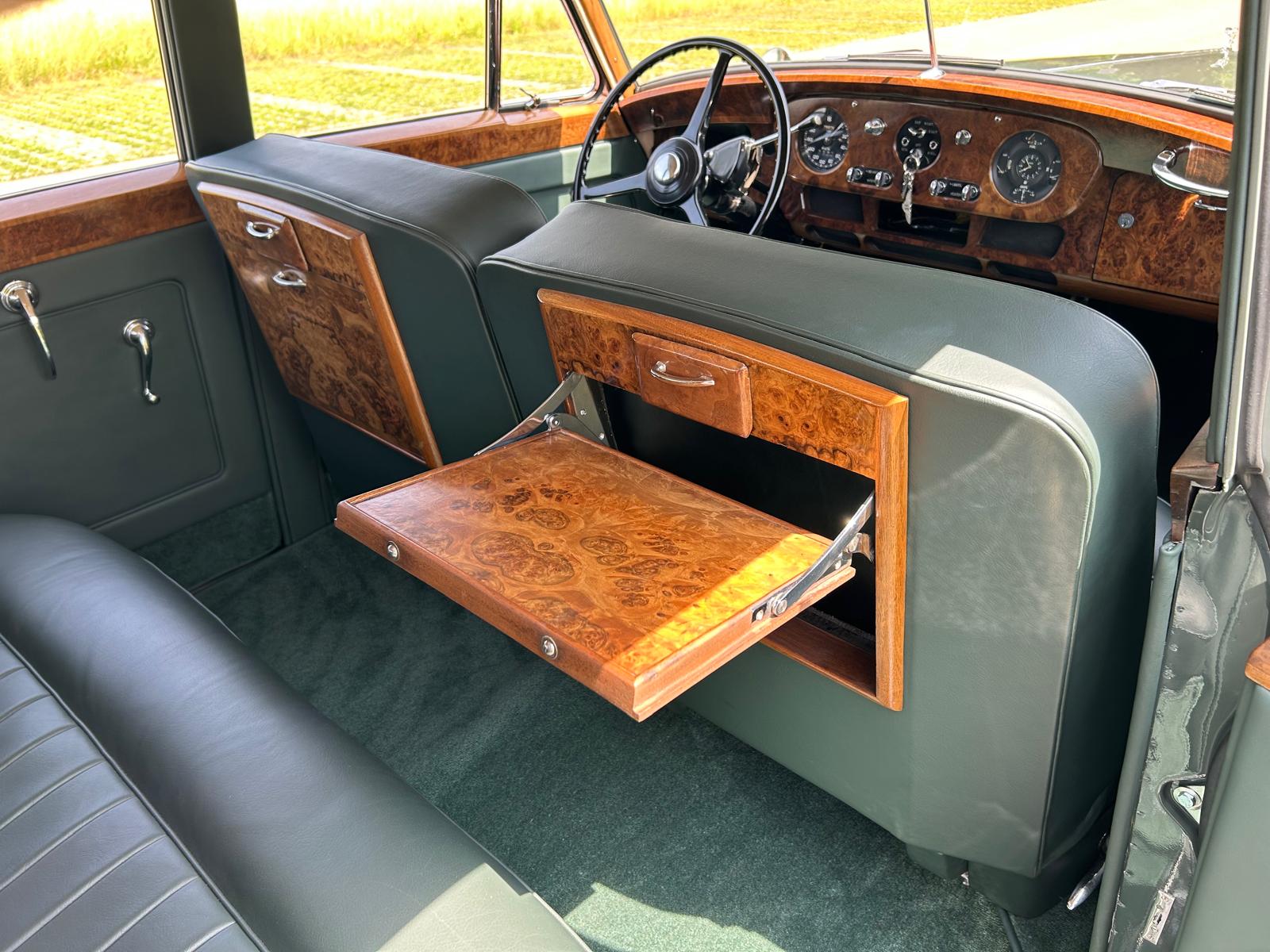 BENTLEY S1 kompl. Restauriert-image-13