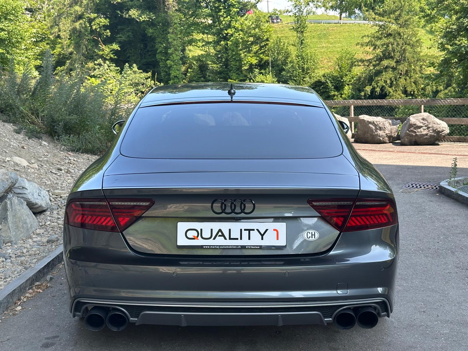 AUDI S7 Sportback 4.0 TFSI V8 quattro S-tronic-image-3