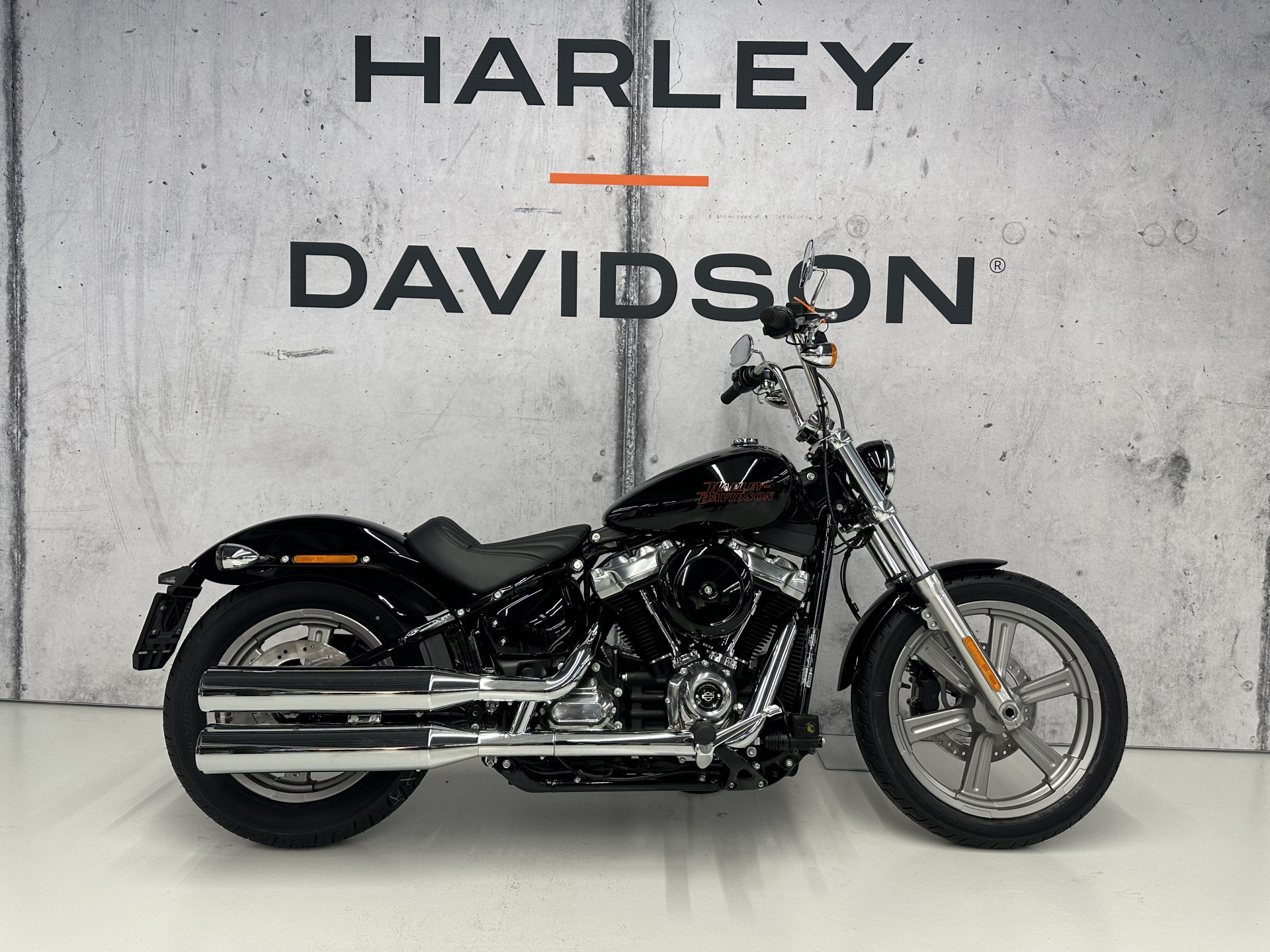 HARLEY-DAVIDSON FXST 1745 Softail Standard 107