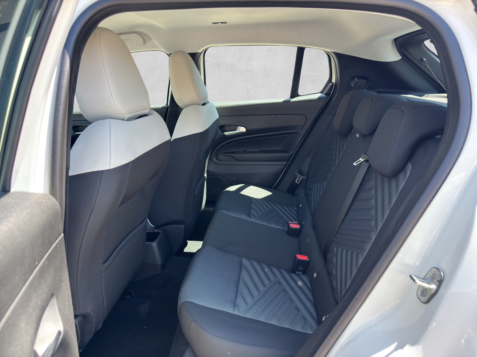 FIAT 600 1.2 Hybrid 136 Cult-image-10