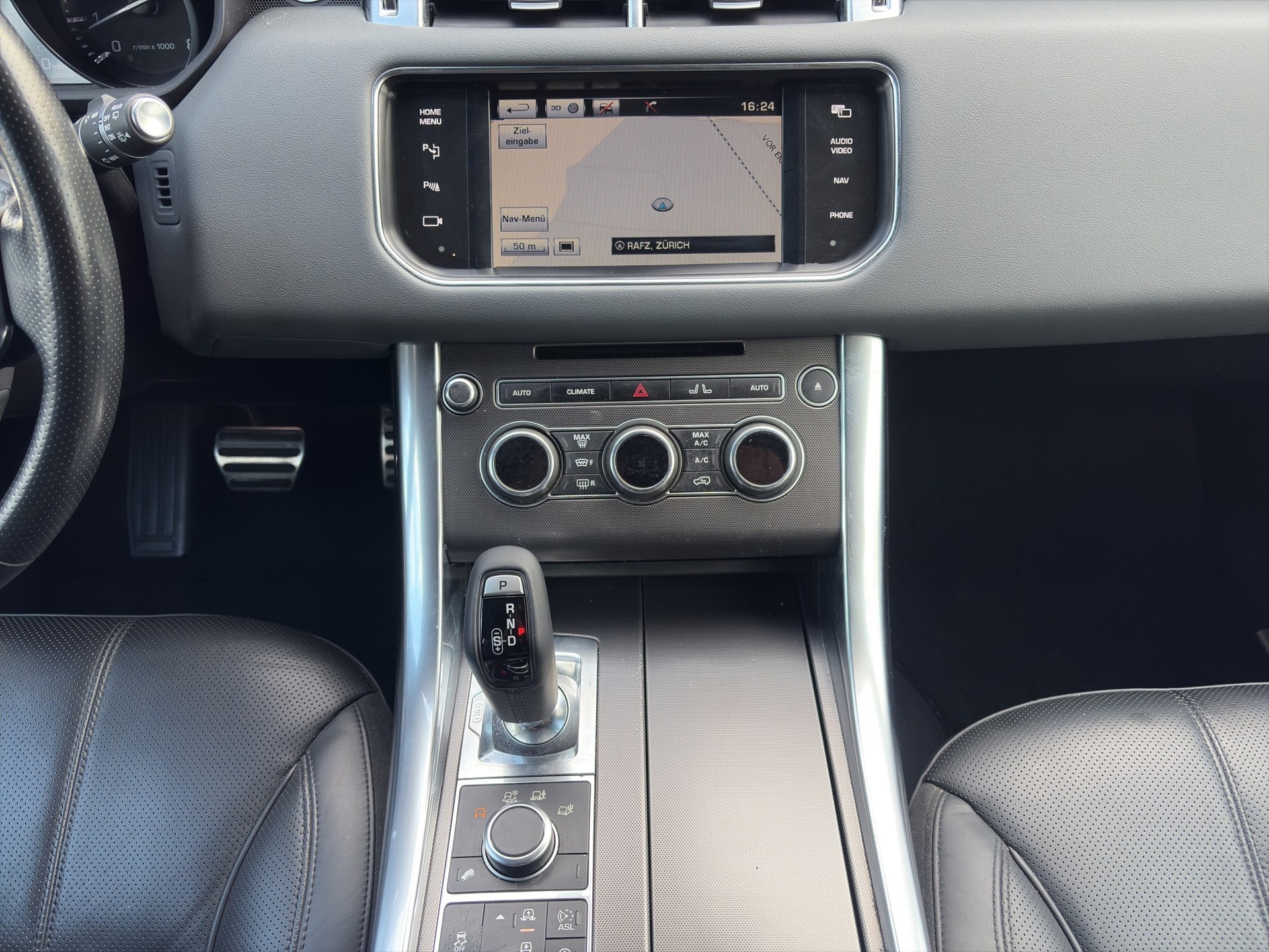 LAND ROVER Range c-image-12