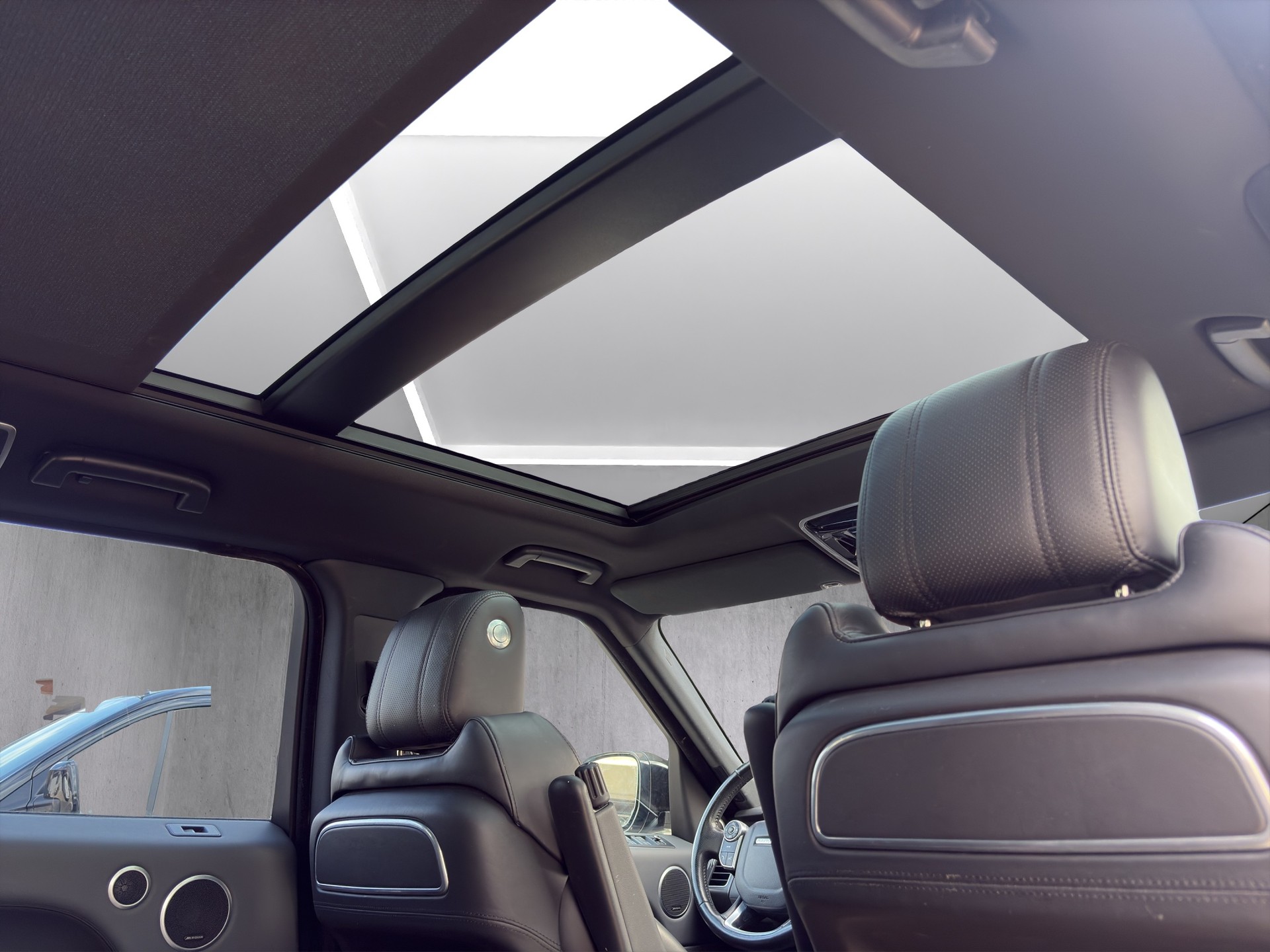 LAND ROVER Range c-image-14
