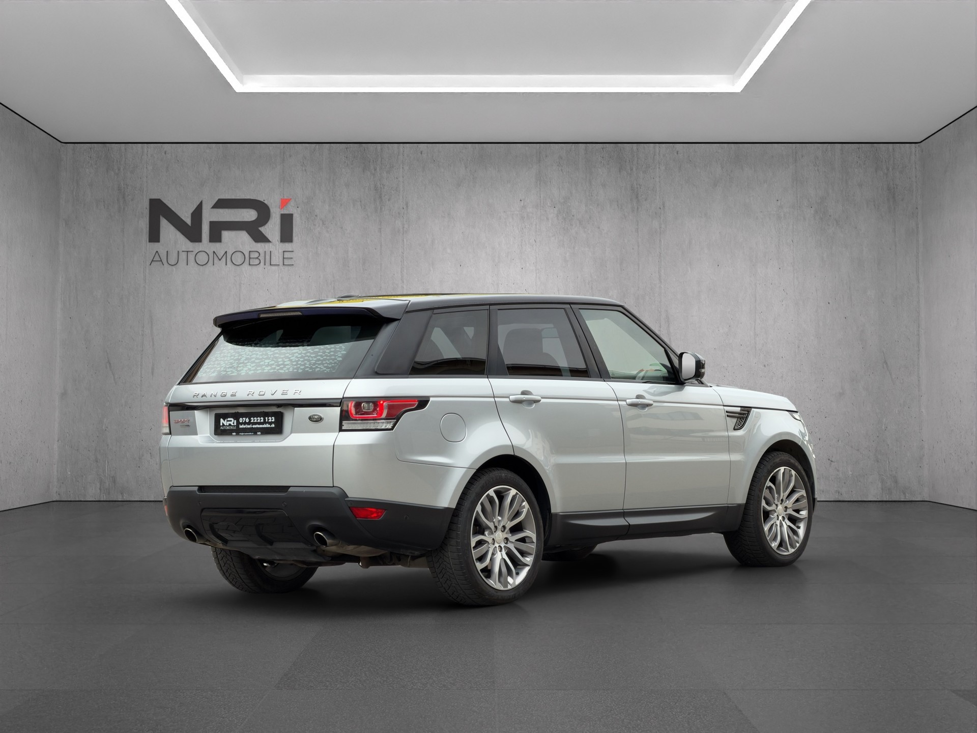 LAND ROVER Range c-image-4