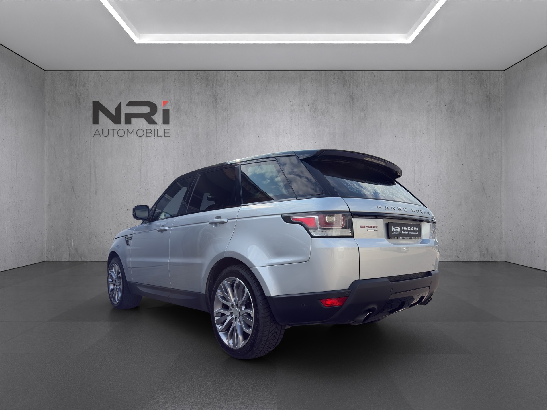 LAND ROVER Range c-image-6