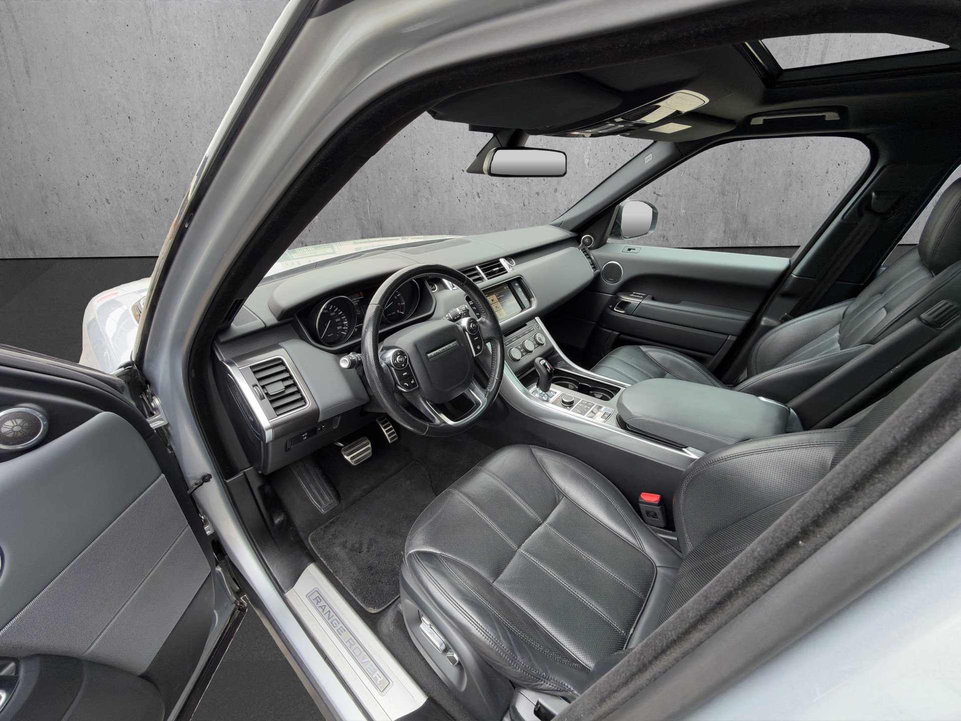 LAND ROVER Range c-image-9