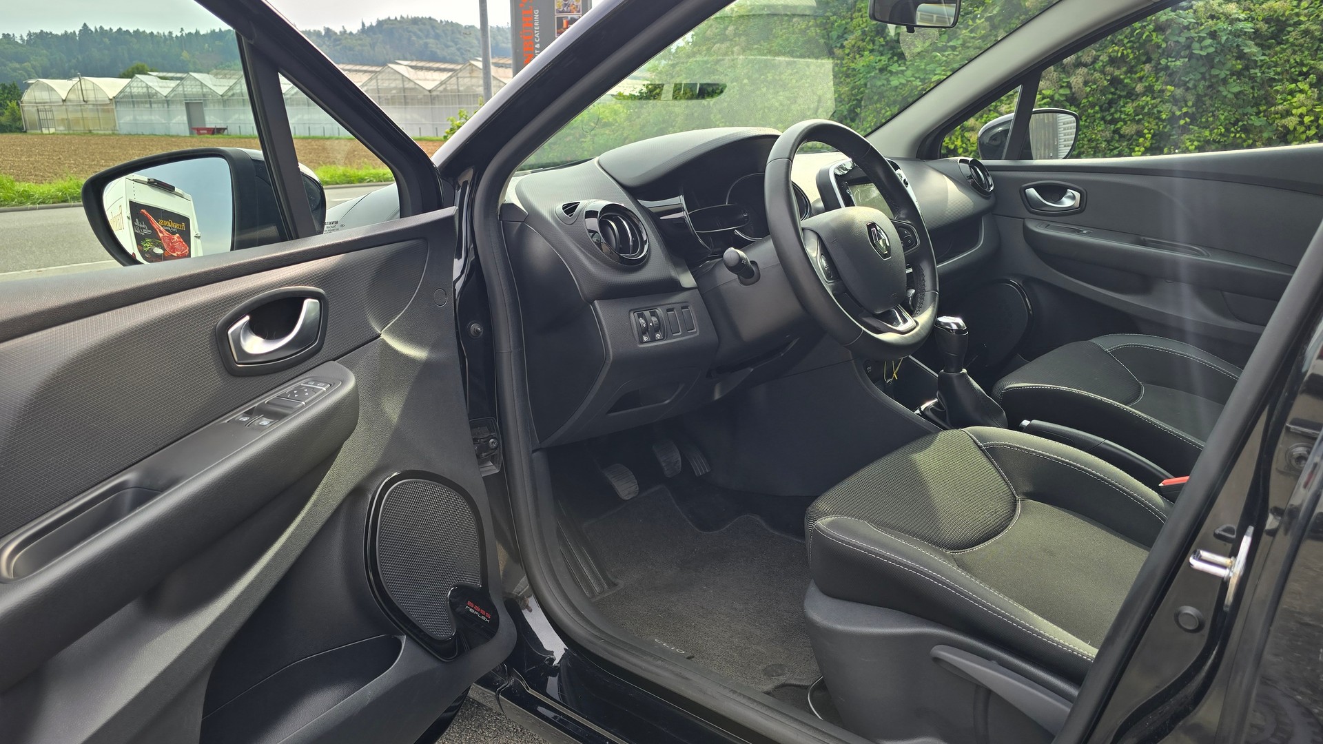 RENAULT Clio Grandtour 1.2 16V Life-image-16