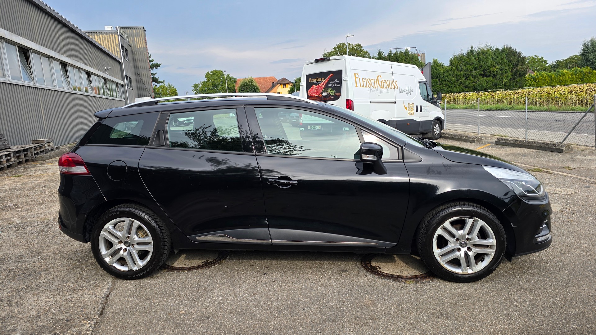 RENAULT Clio Grandtour 1.2 16V Life-image-7