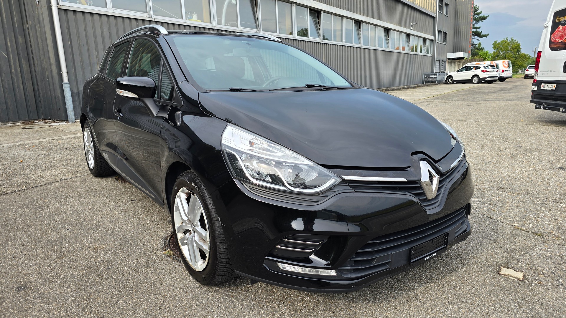 RENAULT Clio Grandtour 1.2 16V Life-image-9