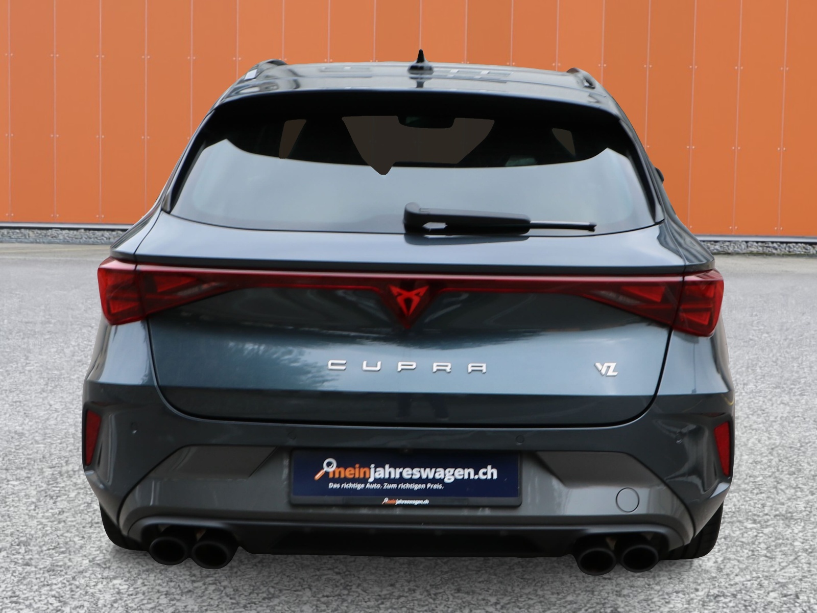 CUPRA LEON ST 2.0 TSI VZ DSG 4Drive-image-4