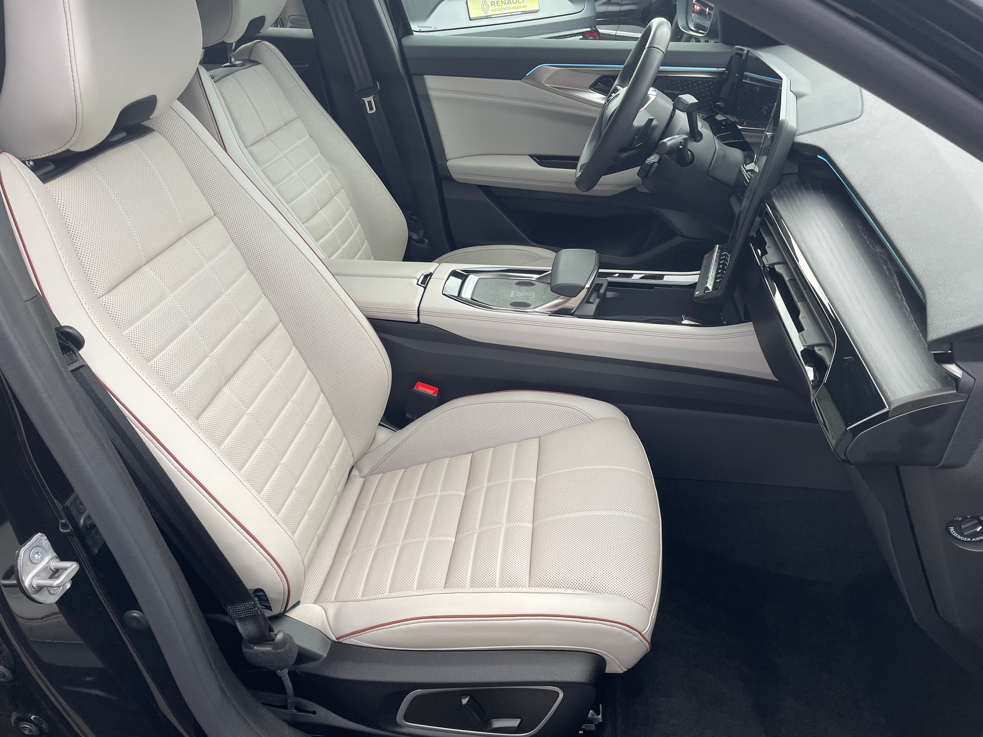 RENAULT Espace 1.2 E-Tech 200 Iconic-image-10