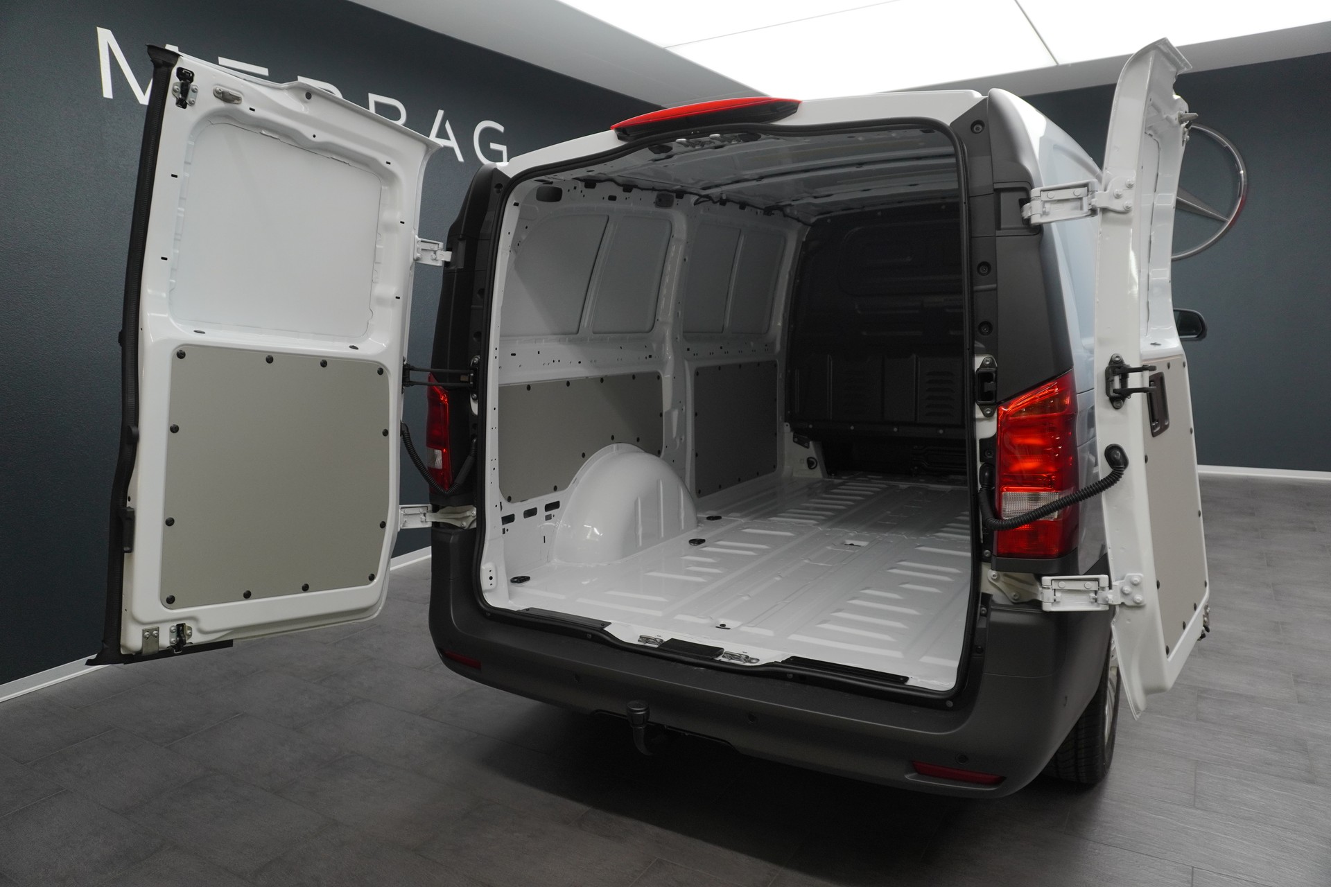 MERCEDES-BENZ Vito 114 CDI KA PRO 3200mm L 4Matic-image-12