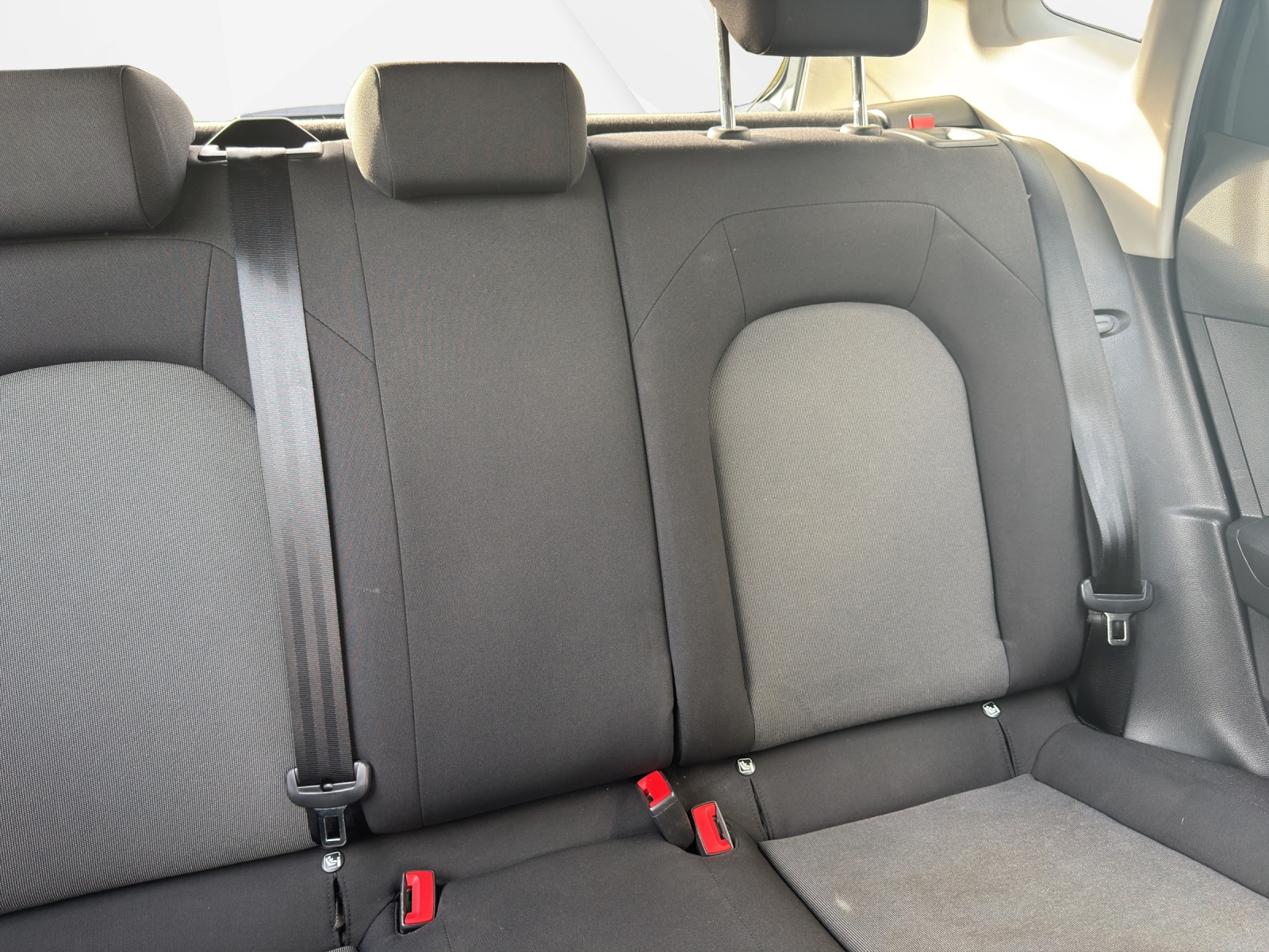 SEAT Arona 1.0 TSI Eco Reference-image-14