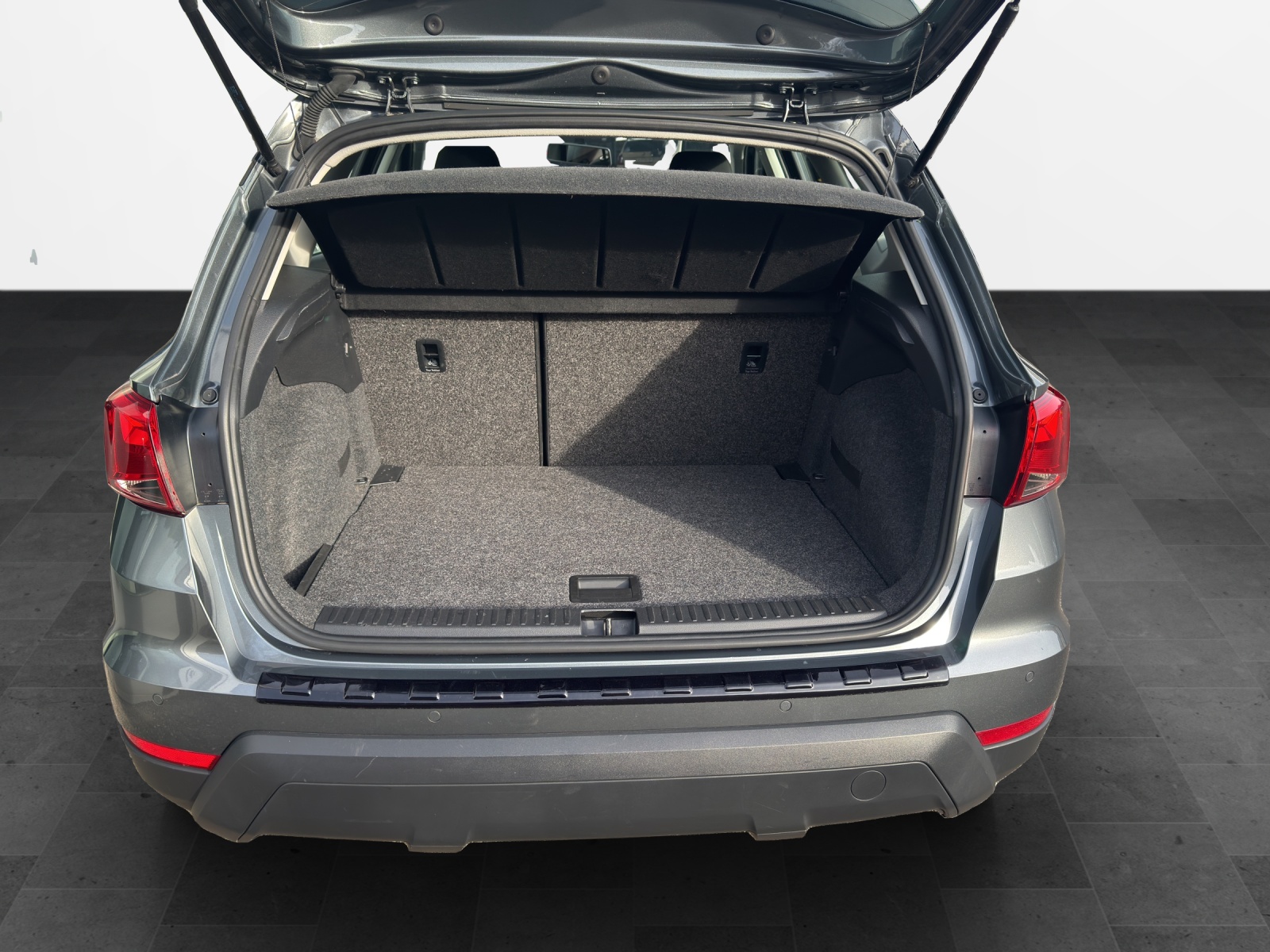 SEAT Arona 1.0 TSI Eco Reference-image-15