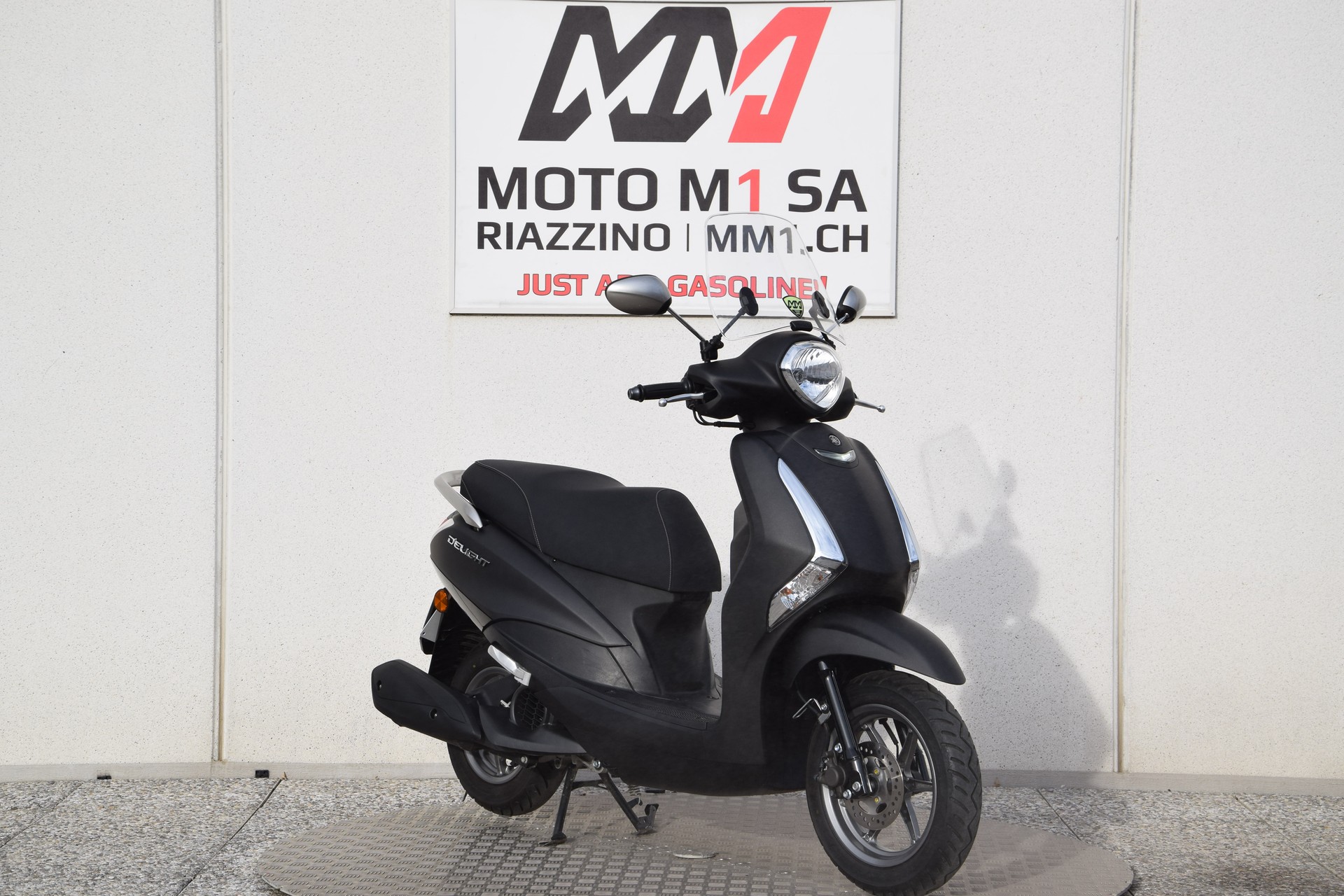 YAMAHA D'elight LTS 125-image-1
