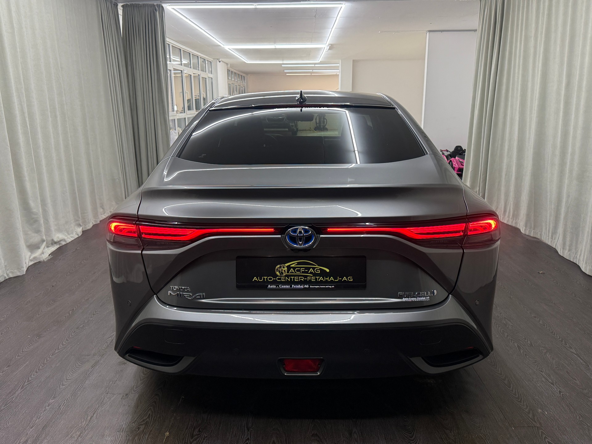 TOYOTA Mirai Fuel cell Platinum-image-4