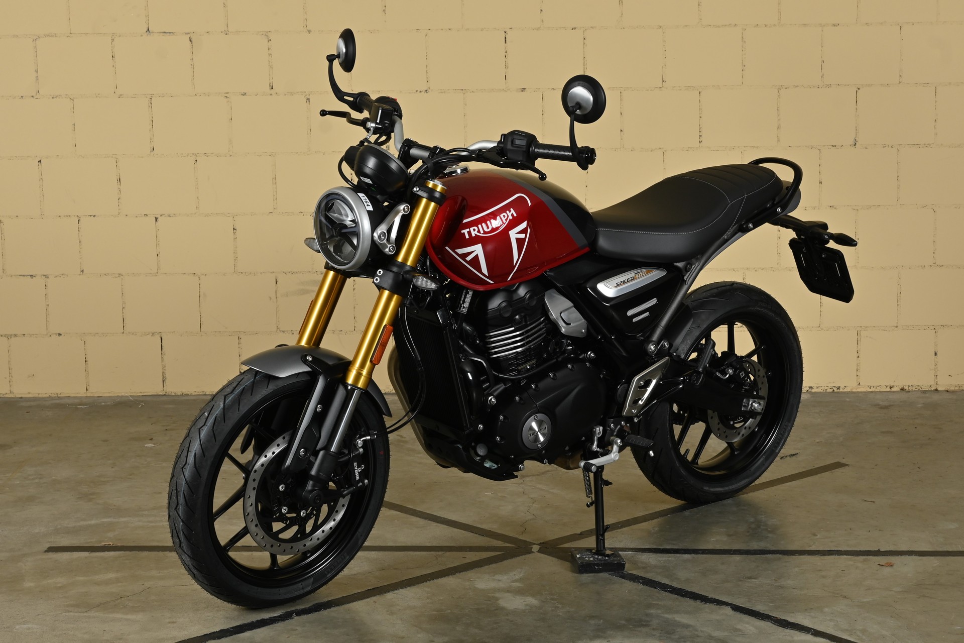 TRIUMPH Speed 400-image-2