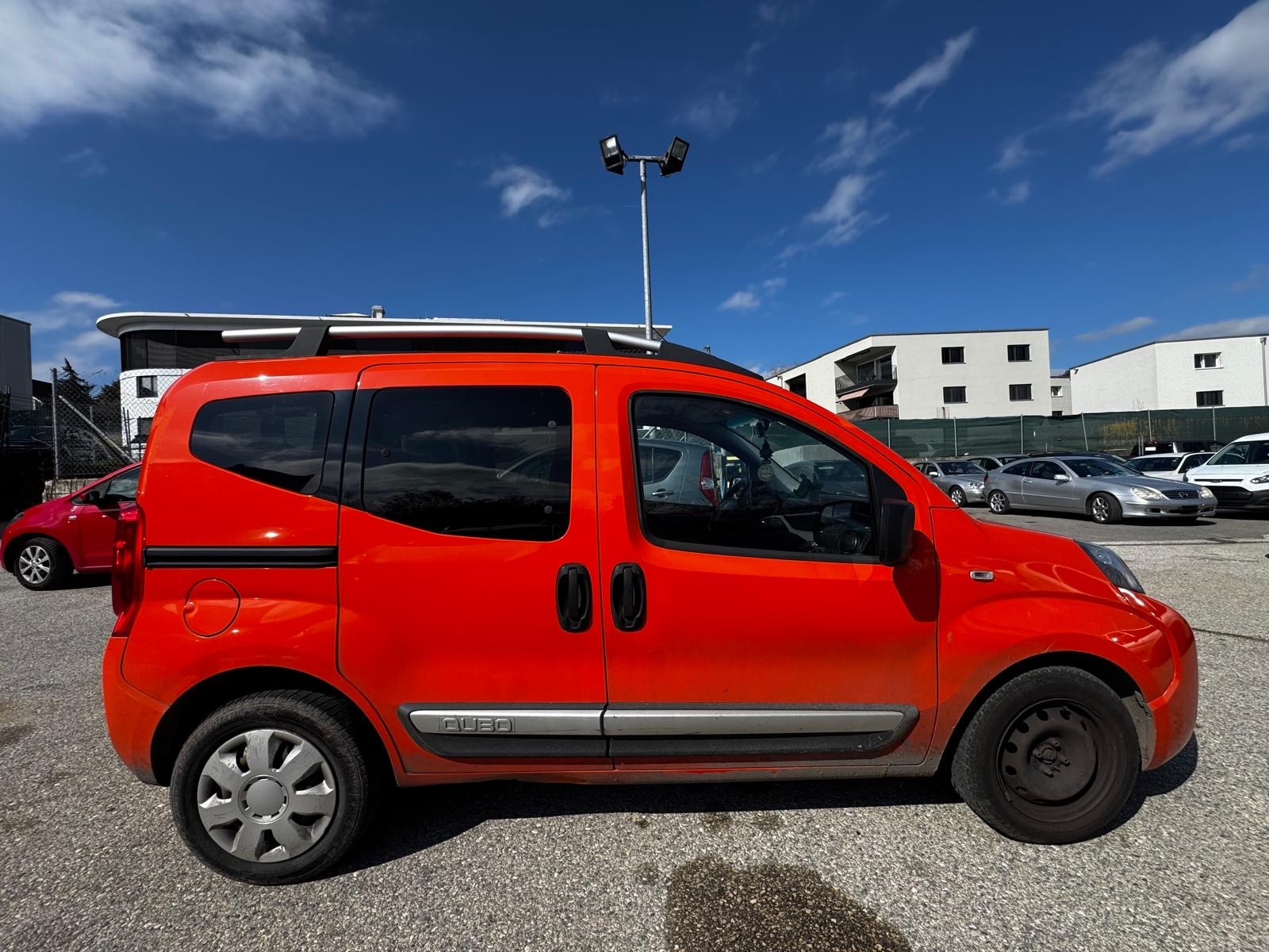 FIAT Qubo 1.3 JTD Trekking-image-3