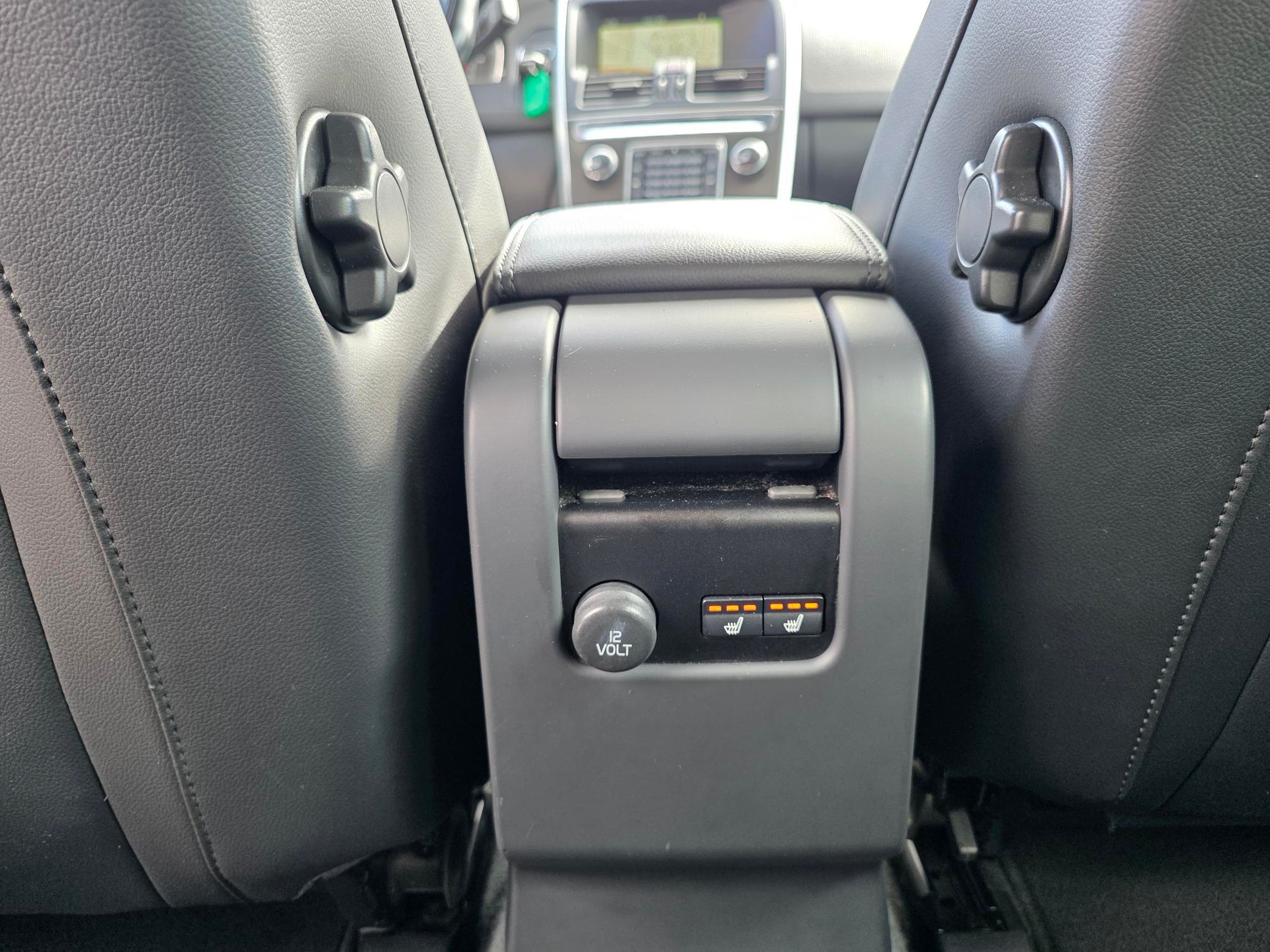 VOLVO XC60 D4 AWD Summum Geartronic ** 20 ZOLL - NAVIGATON - WINTER PAKET - LENKRAD HEIZUNG -BI-XENON - EL.HECKKLAPPE - MEMORY PAKET**-image-18