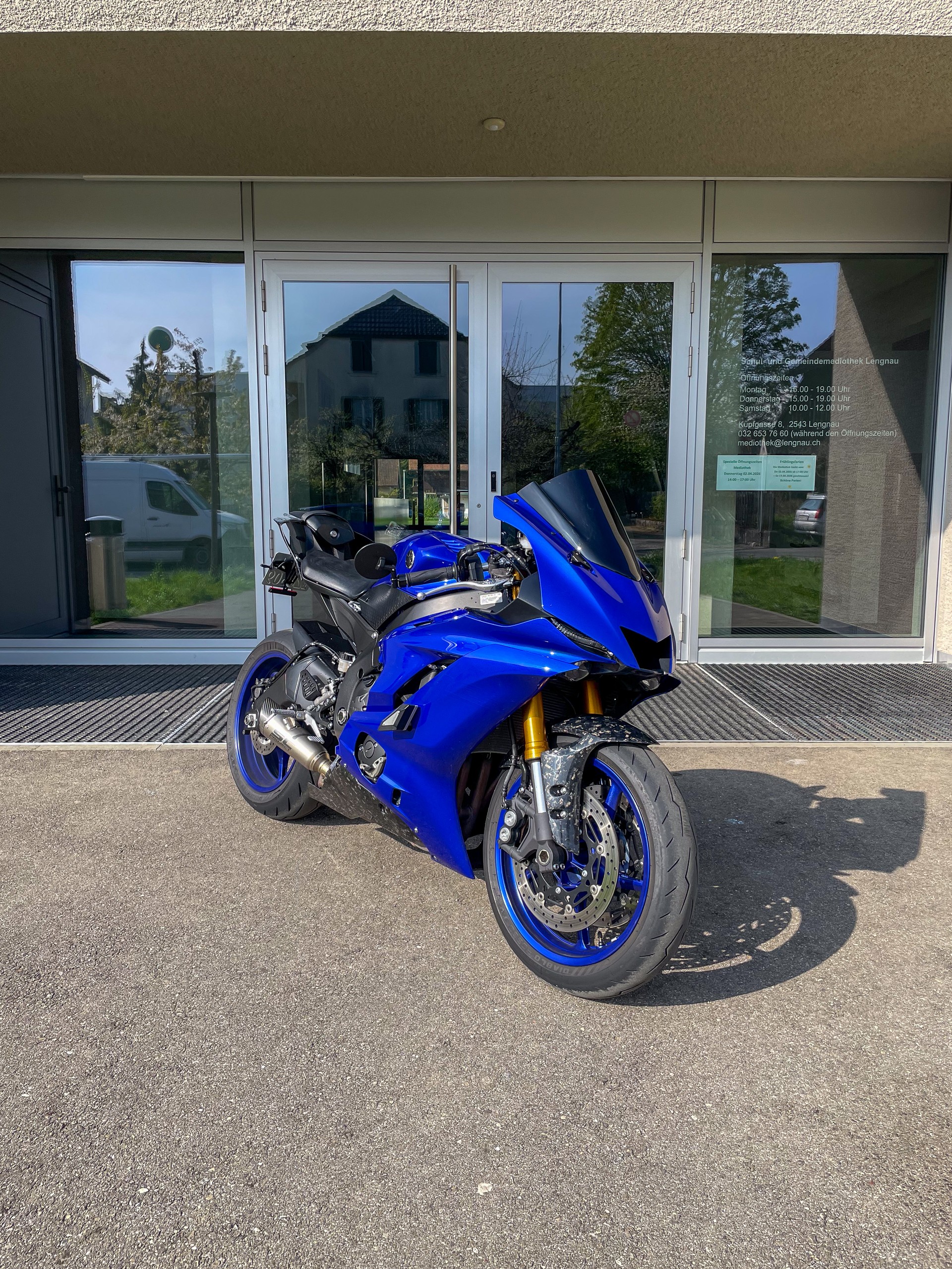 YAMAHA YZF-R6-image-2