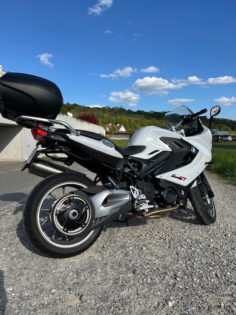 BMW F 800 GT-image-4