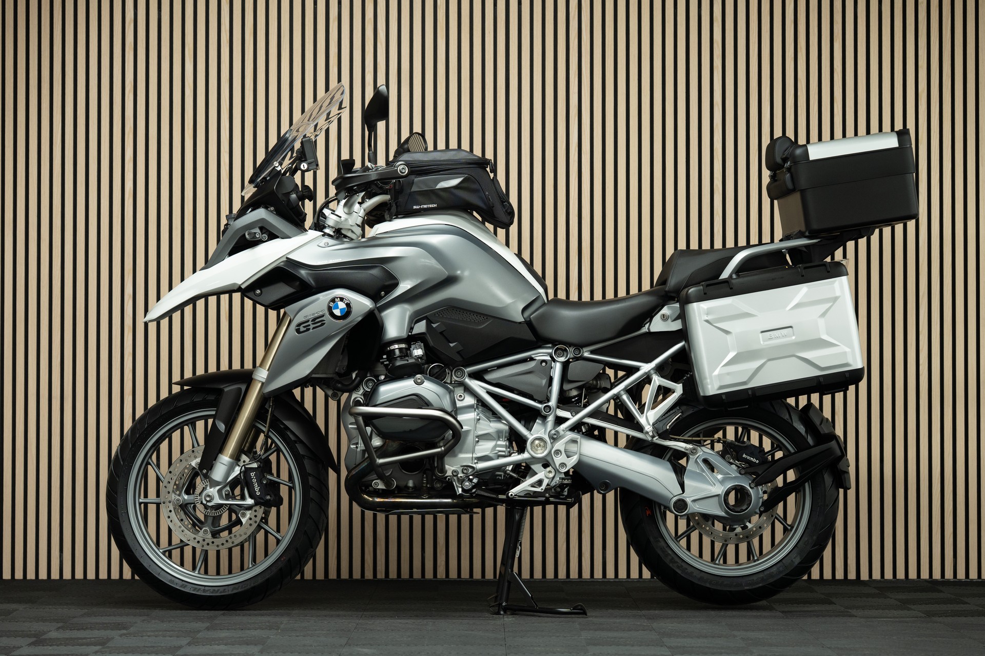 BMW R 1200 GS-image-1