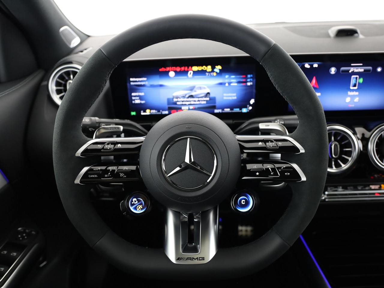 MERCEDES-BENZ GLA AMG 35 4Matic 8G-DCT-image-5