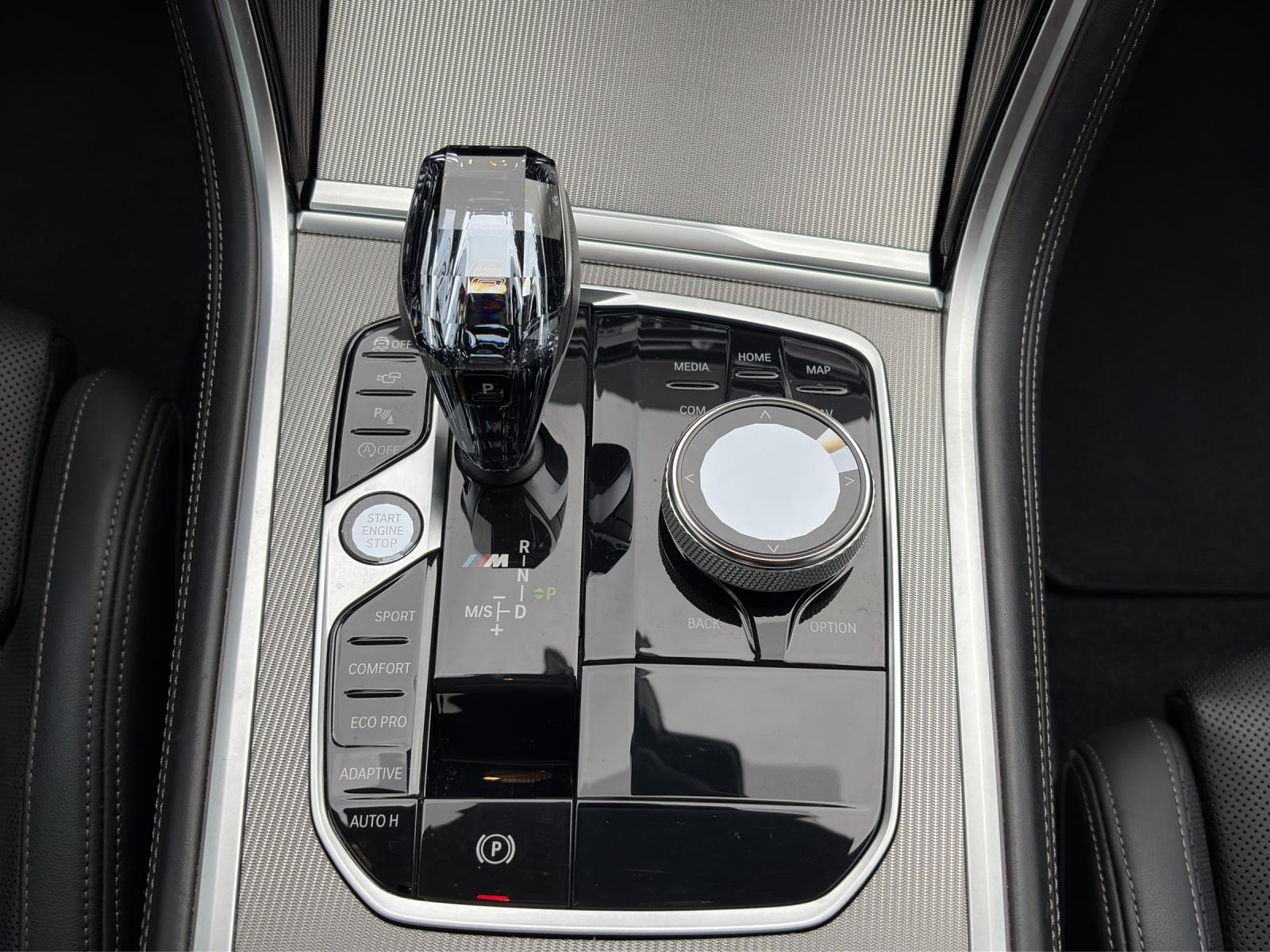 BMW M850i xDrive Coupé-image-14