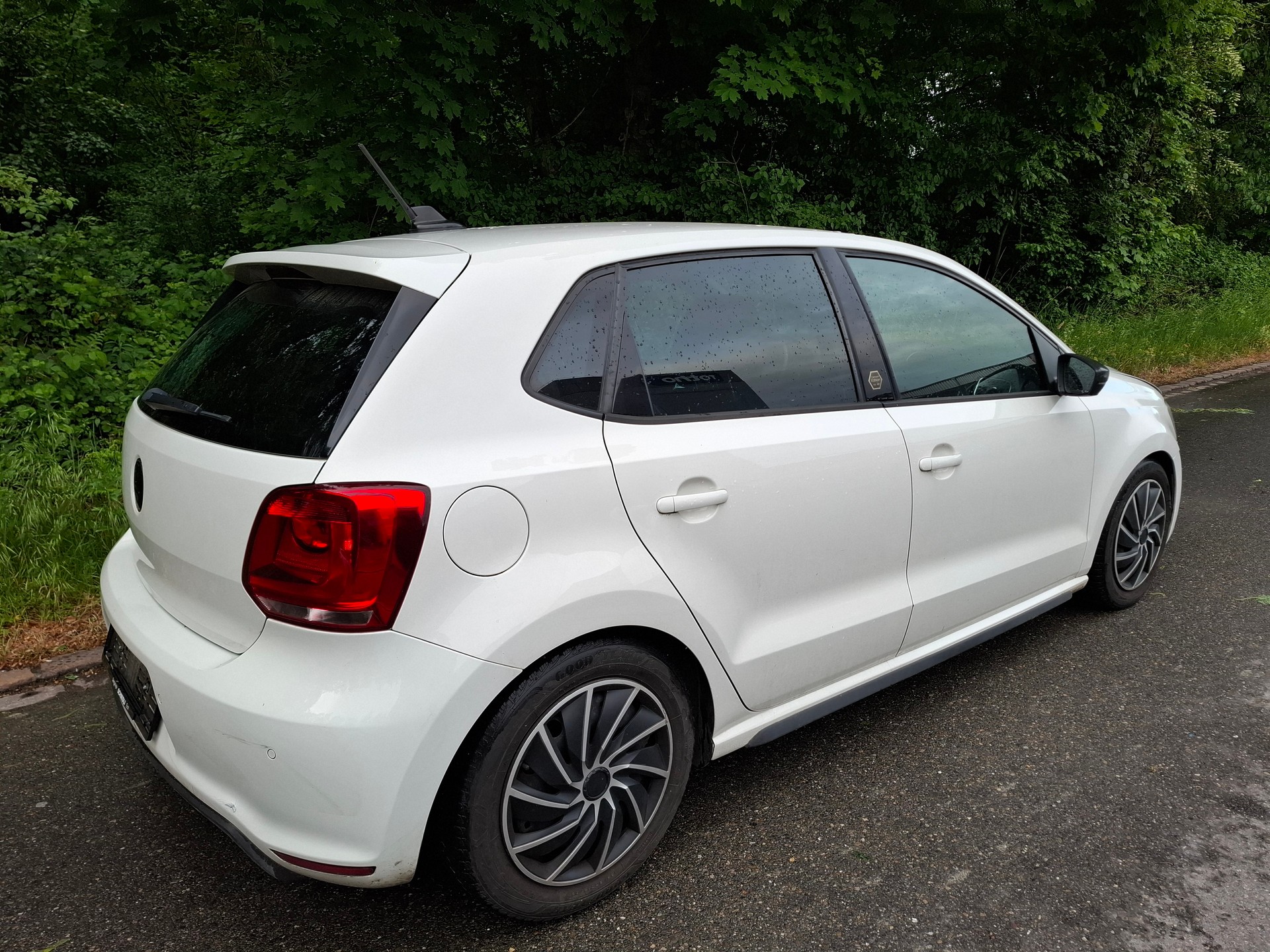 VW Polo 1.4 TSI GTI Carbon Edition DSG-image-11