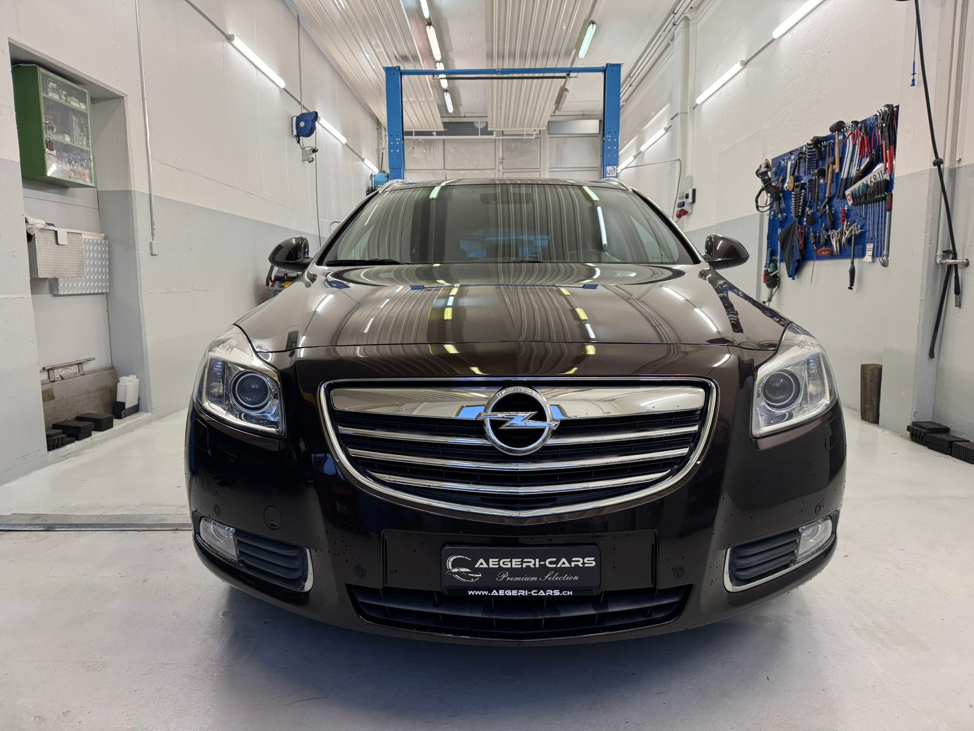 OPEL Insignia Sports Tourer 2.0 CDTI Sport-showroom-element-1