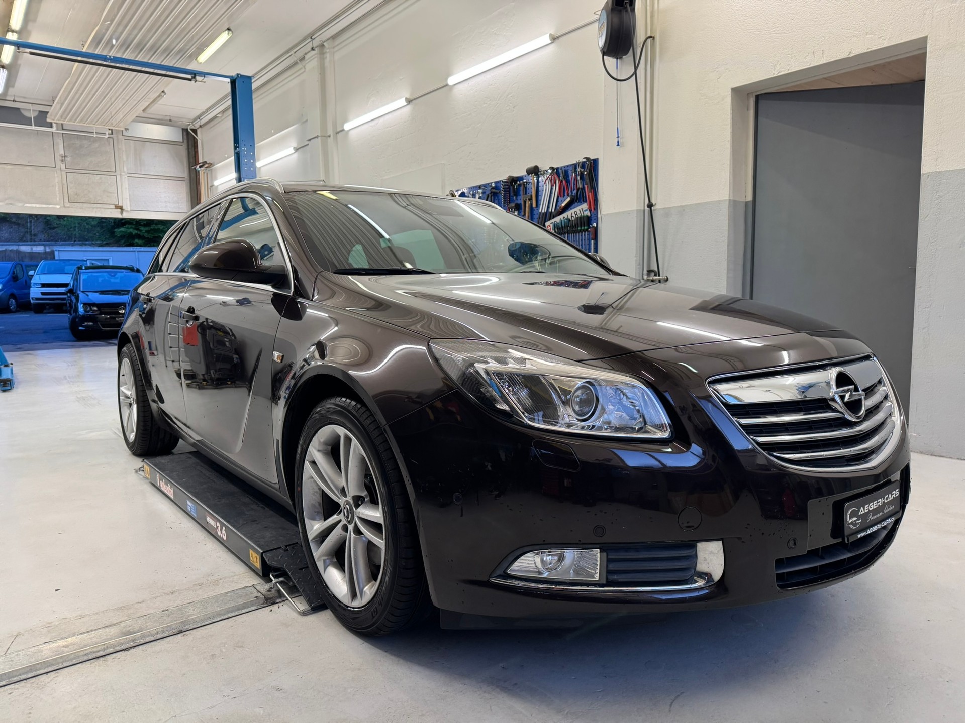OPEL Insignia Sports Tourer 2.0 CDTI Sport-showroom-element-2