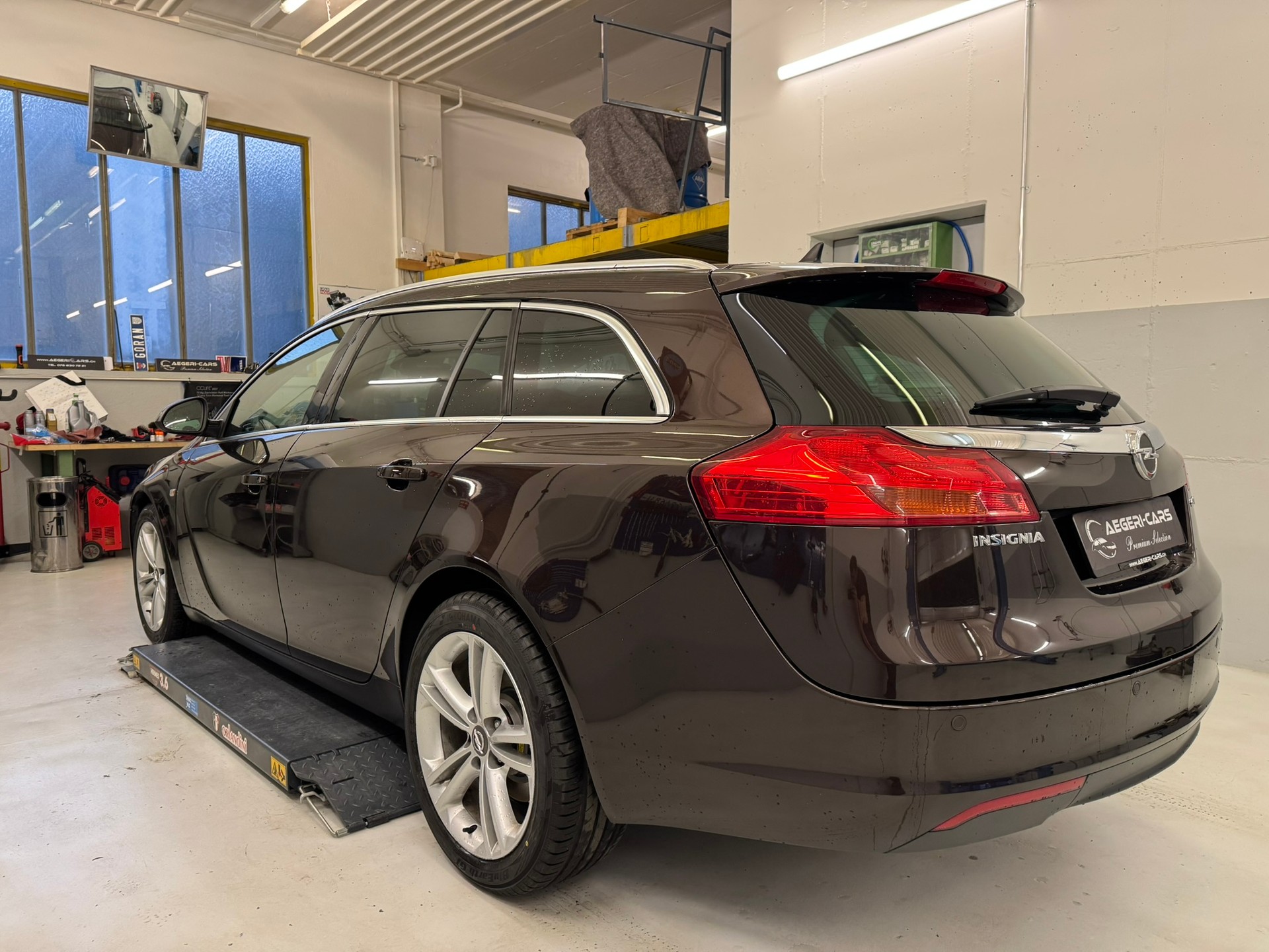 OPEL Insignia Sports Tourer 2.0 CDTI Sport-image-5