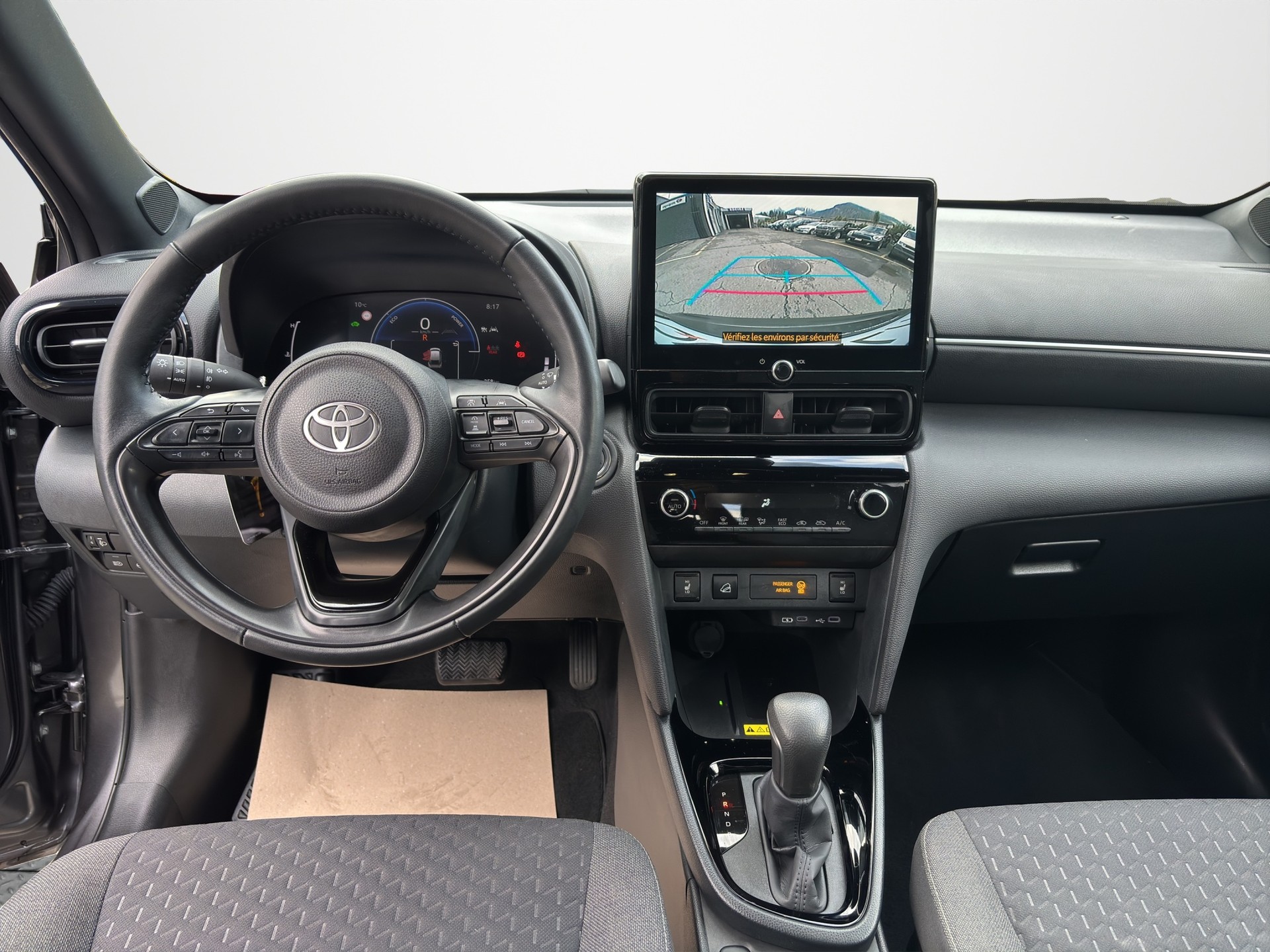 TOYOTA Yaris Cross 1.5 Trend AWDi e-CVT-image-11
