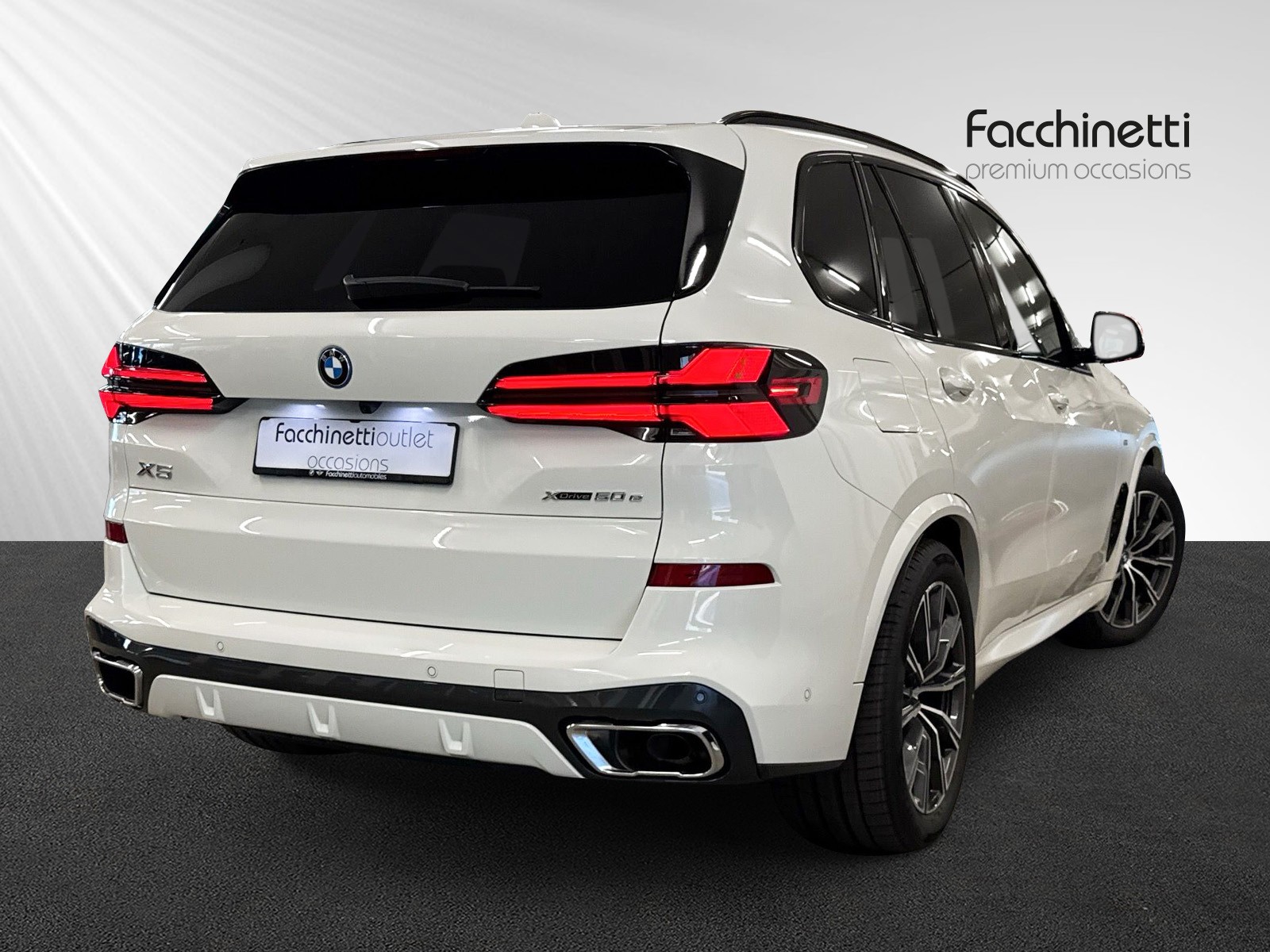 BMW X5 xDrive 50e M Sport Steptronic-showroom-element-2
