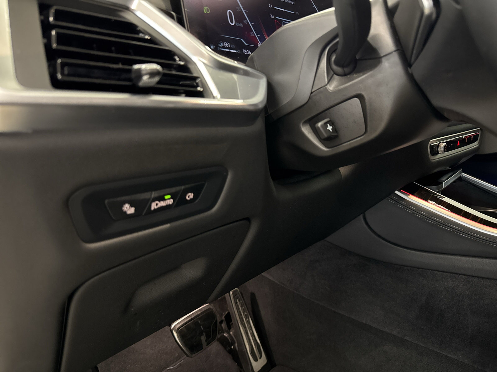 BMW X5 xDrive 50e M Sport Steptronic-image-17
