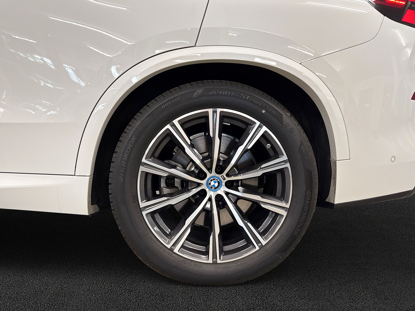 BMW X5 xDrive 50e M Sport Steptronic-image-8