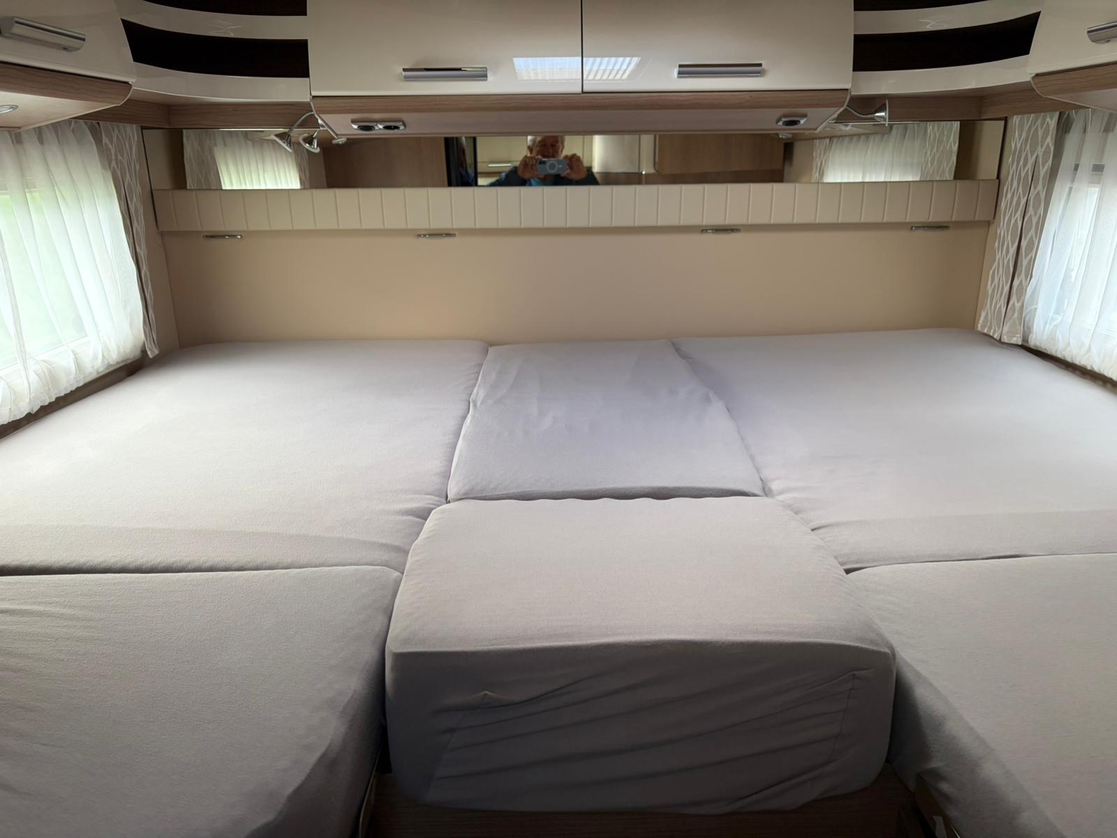 MERCEDES-BENZ Carthago C-Tourer T143 LE-image-6