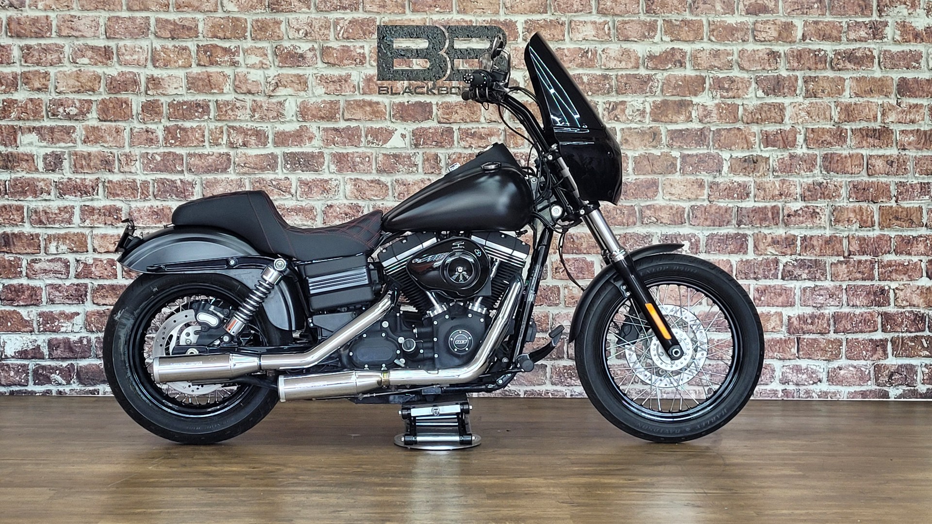 HARLEY-DAVIDSON FXDB Dyna Street Bob ABS-image-1