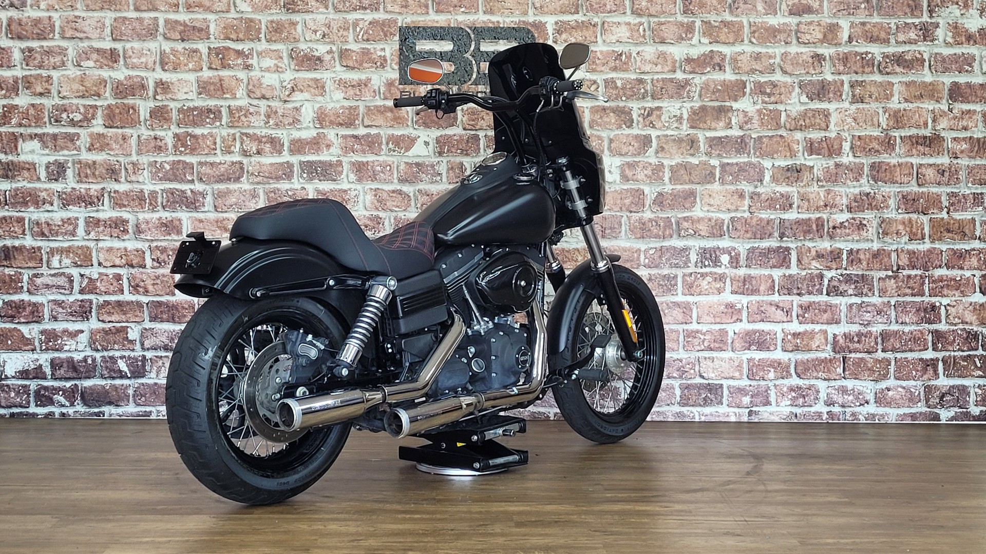 HARLEY-DAVIDSON FXDB Dyna Street Bob ABS-image-2