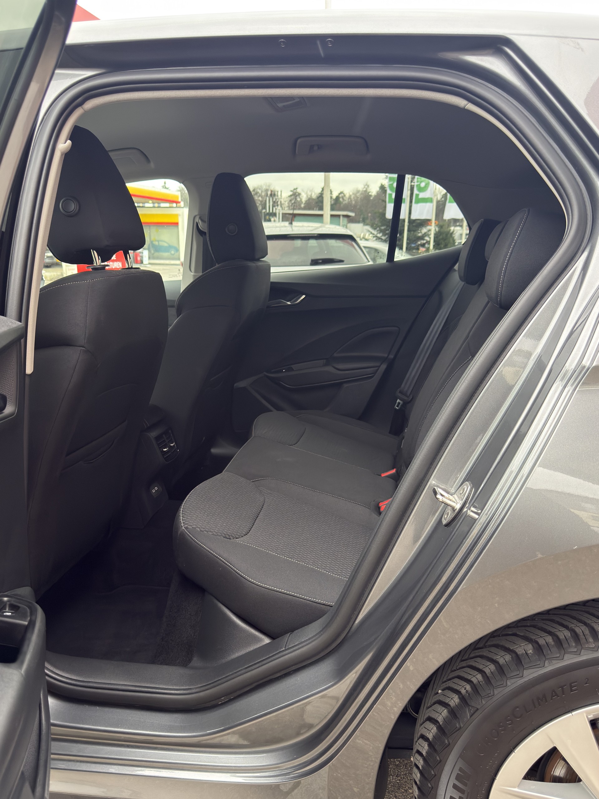 SKODA Fabia 1.0 TSI Selection DSG-image-12
