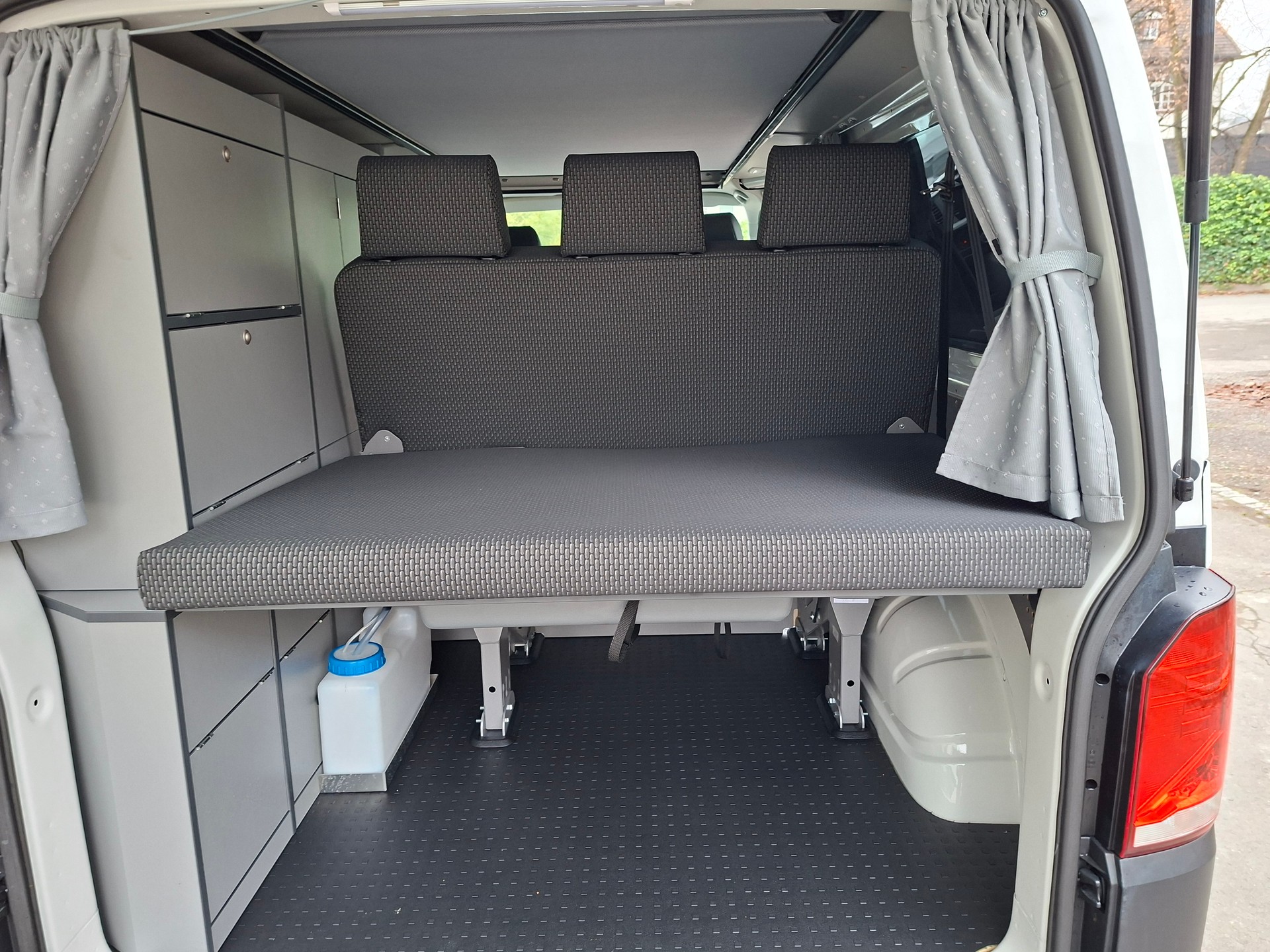 VW T6.1 2.0 TDI 150PS 4MOTION DSG MAREMONTI COMFORT CAMPER 5SITZE-image-12