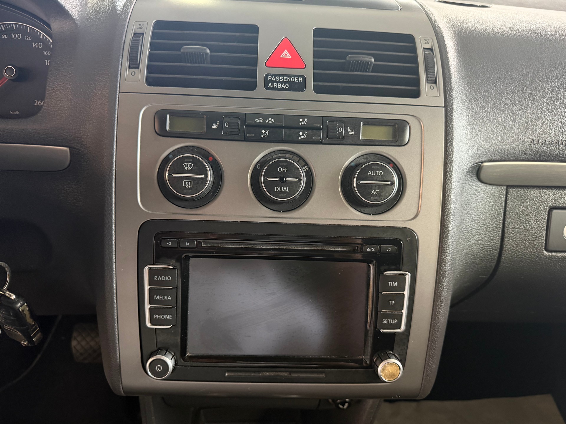 VW Touran 1.4 TSI Highline DSG | MFK 02.2024 | 7-Plätzer | Automat-image-13