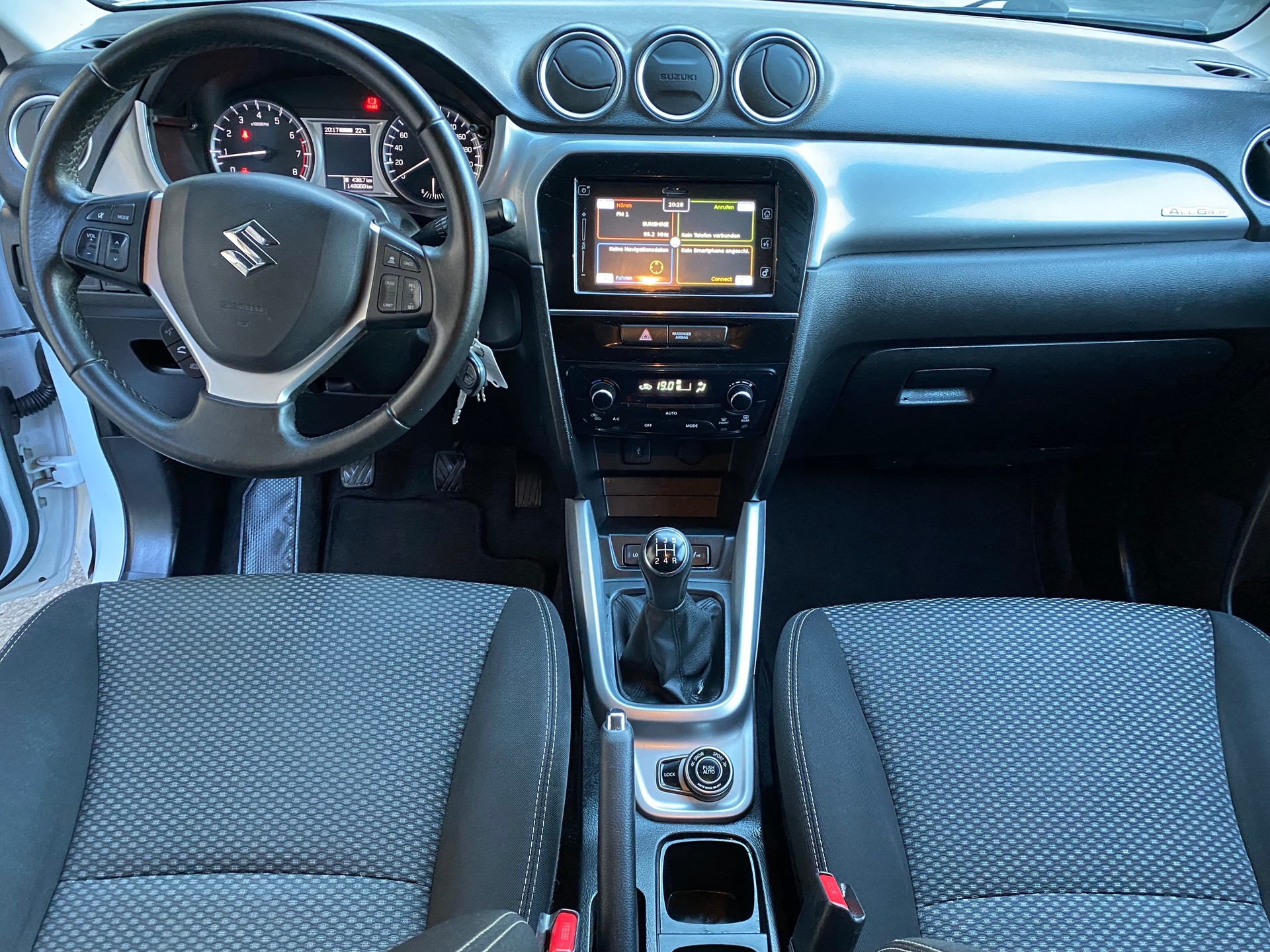 SUZUKI Vitara 1.6 Compact+-image-4