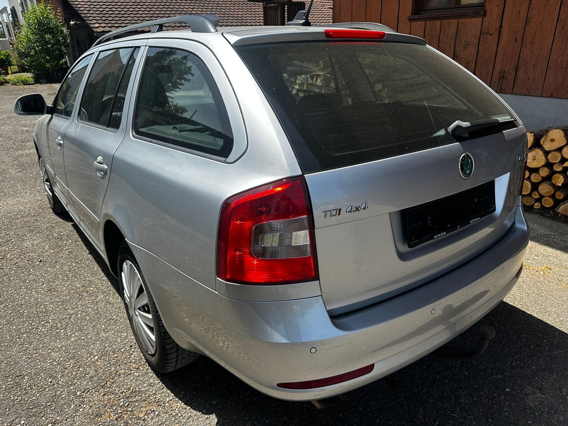 SKODA Octavia 2.0 TDI Elegance-image-3