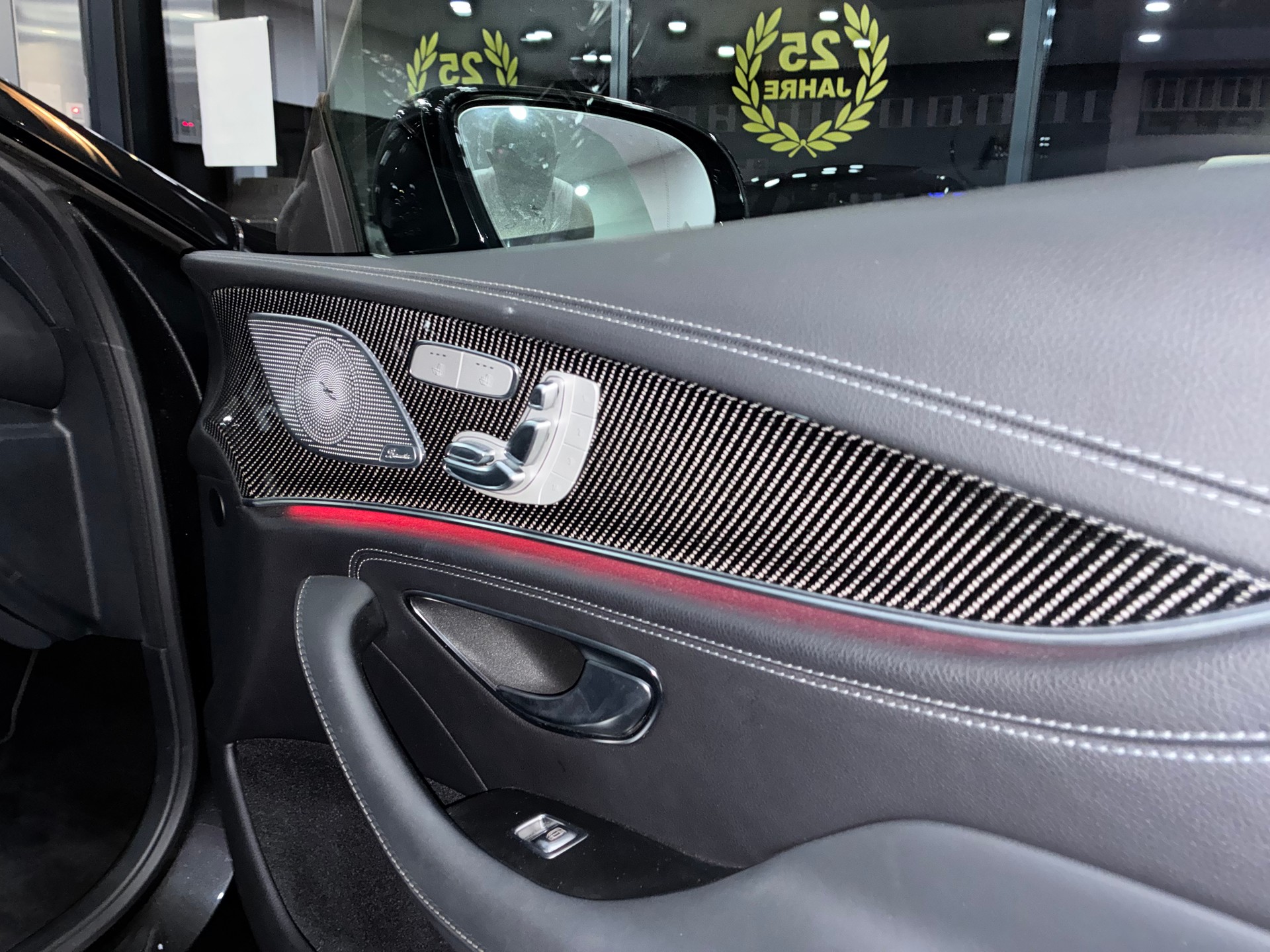 MERCEDES-BENZ CLS 450 4Matic AMG Line 9G-Tronic-image-13