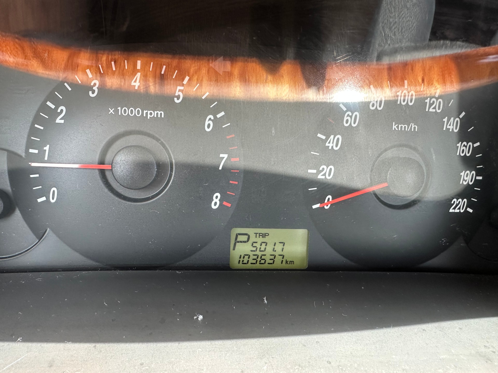 HYUNDAI Elantra 2.0 16V Swiss Edition-image-9